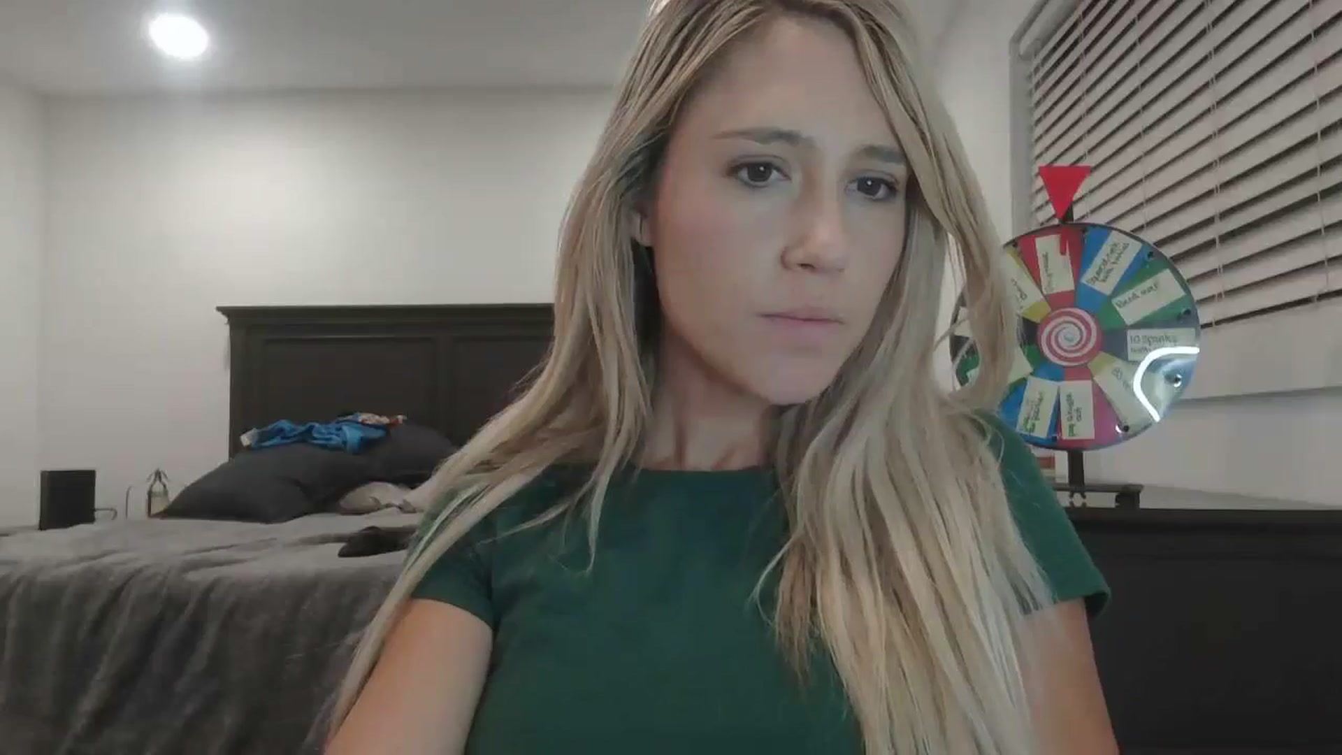 Gallery image thumbnail from blondmilf92's myfreecams stream on, 12/06/2023, 07:17 image 6 of 20
