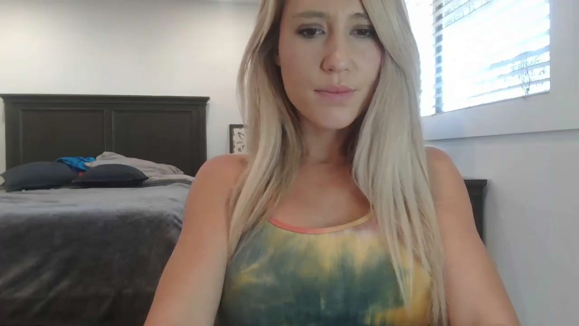 Gallery image thumbnail from blondmilf92's myfreecams stream on, 12/07/2023, 19:42 image 5 of 20