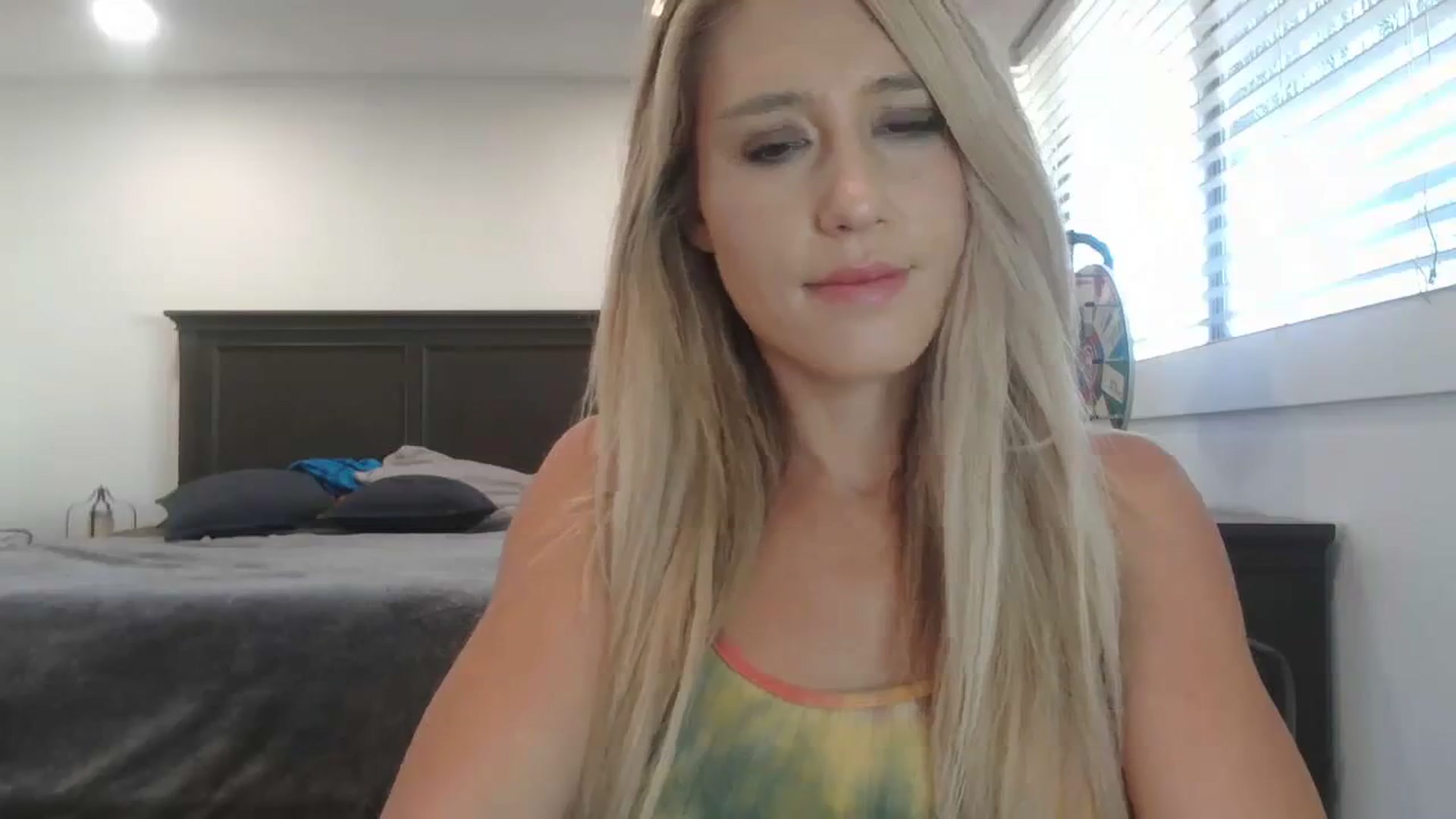 Gallery image thumbnail from blondmilf92's myfreecams stream on, 12/07/2023, 19:42 image 2 of 20