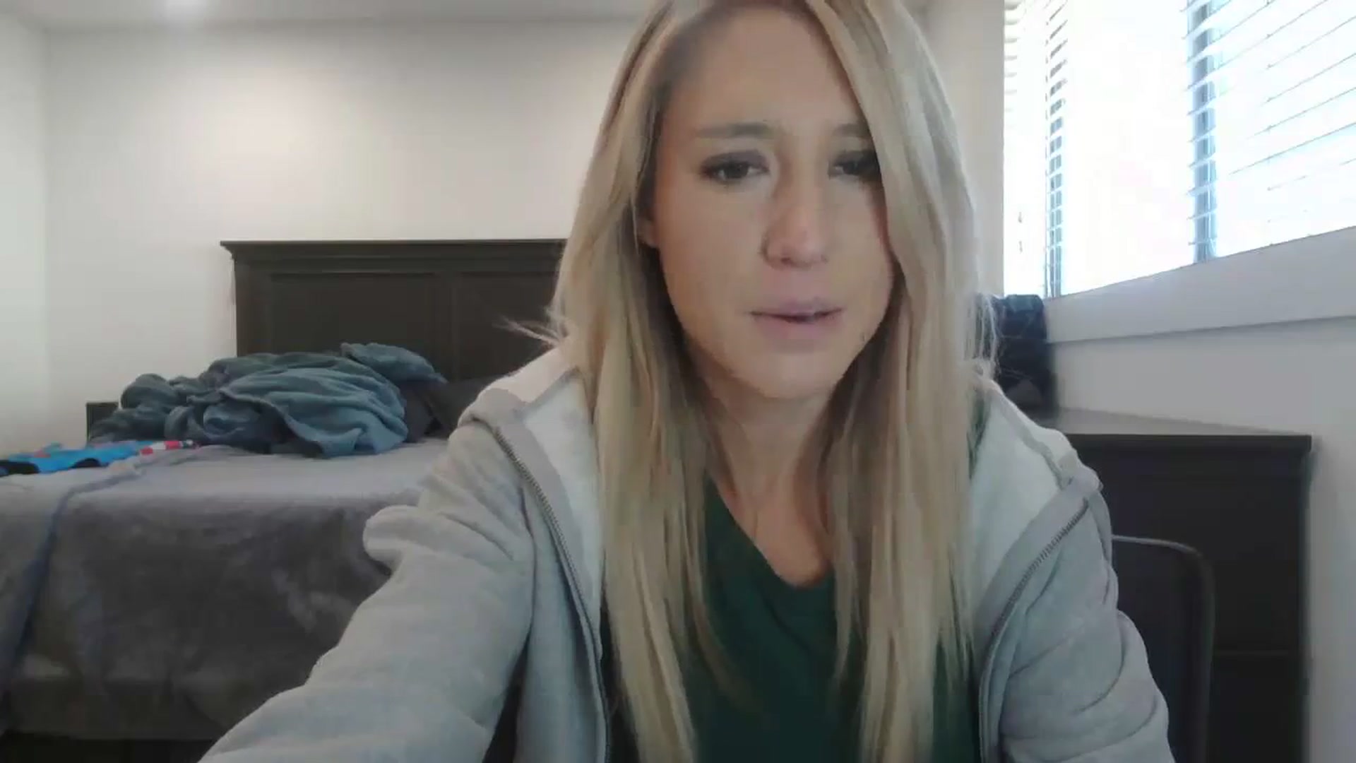 Gallery image thumbnail from blondmilf92's myfreecams stream on, 12/11/2023, 19:48 image 4 of 20