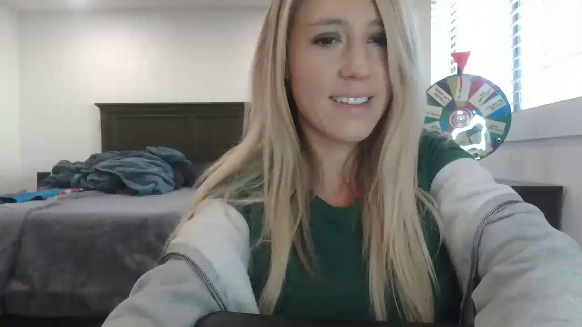 Gallery image thumbnail from blondmilf92's myfreecams stream on, 12/11/2023, 19:48 image 6 of 20