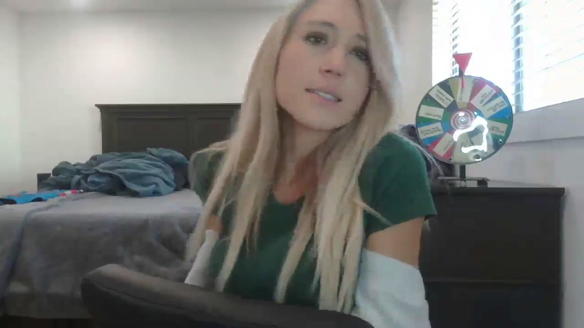 Gallery image thumbnail from blondmilf92's myfreecams stream on, 12/11/2023, 19:48 image 7 of 20