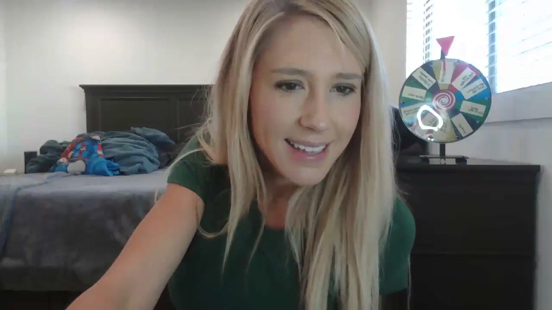 Gallery image thumbnail from blondmilf92's myfreecams stream on, 12/11/2023, 20:52 image 3 of 20