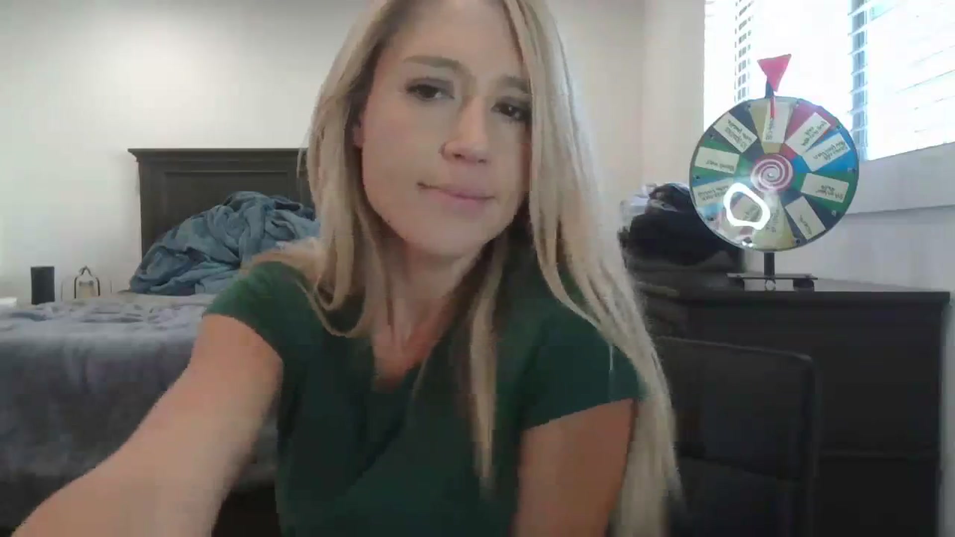 Gallery image thumbnail from blondmilf92's myfreecams stream on, 12/11/2023, 22:14 image 9 of 20