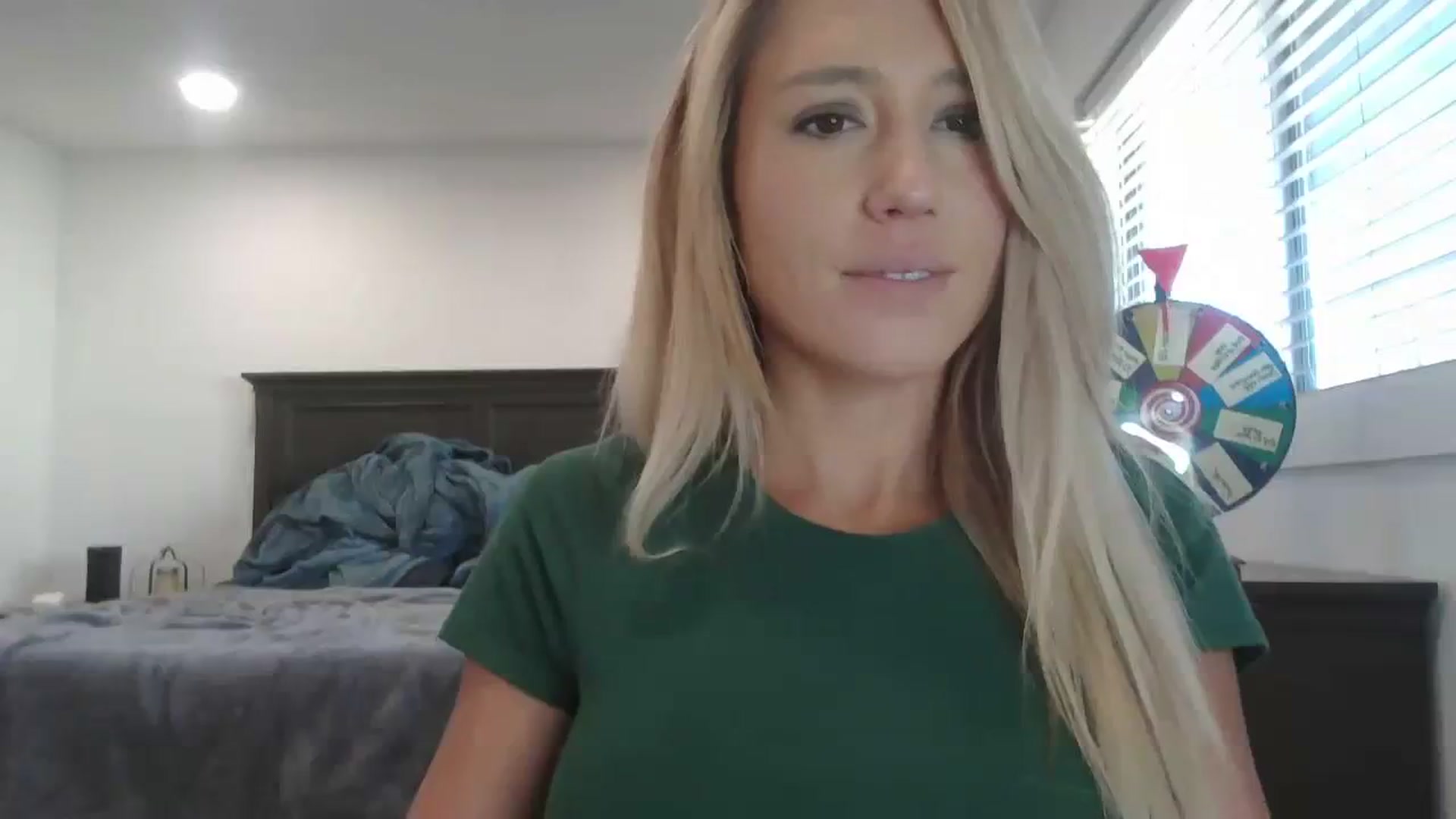 Gallery image thumbnail from blondmilf92's myfreecams stream on, 12/11/2023, 22:14 image 1 of 20