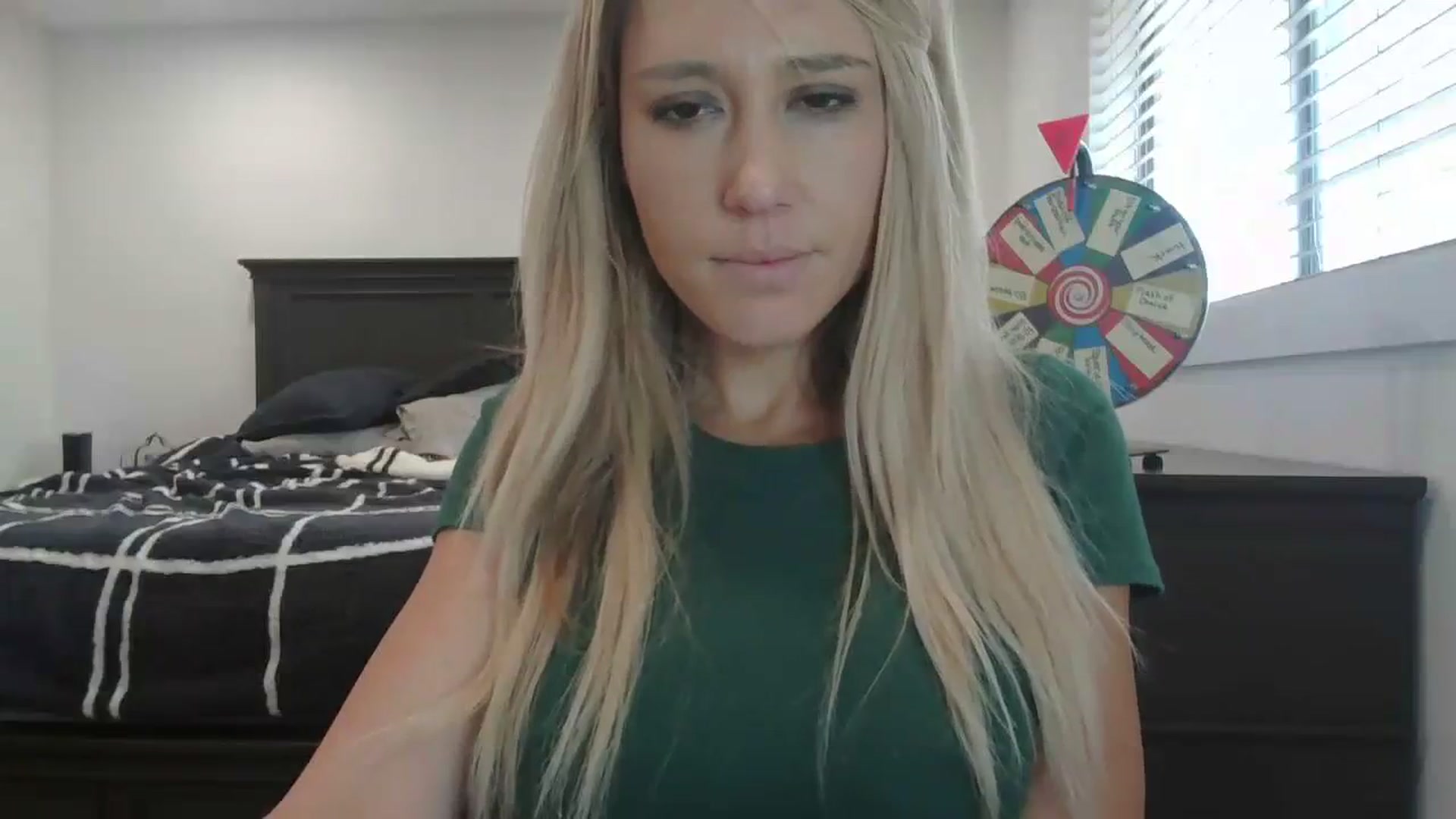 Gallery image thumbnail from blondmilf92's myfreecams stream on, 12/21/2023, 21:09 image 5 of 20