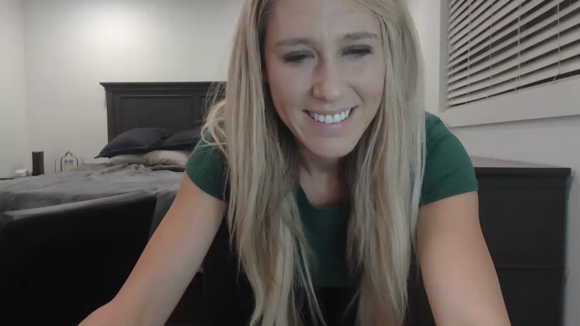 Gallery image thumbnail from blondmilf92's myfreecams stream on, 12/22/2023, 07:36 image 2 of 20