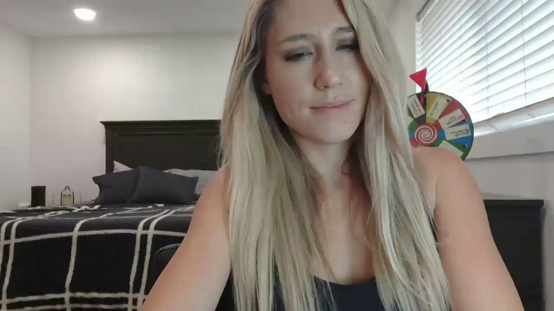 Gallery image thumbnail from blondmilf92's myfreecams stream on, 01/09/2024, 20:09 image 14 of 20