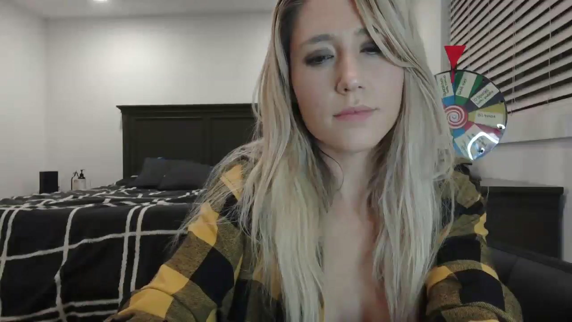 Gallery image thumbnail from blondmilf92's myfreecams stream on, 02/03/2024, 06:17 image 4 of 20