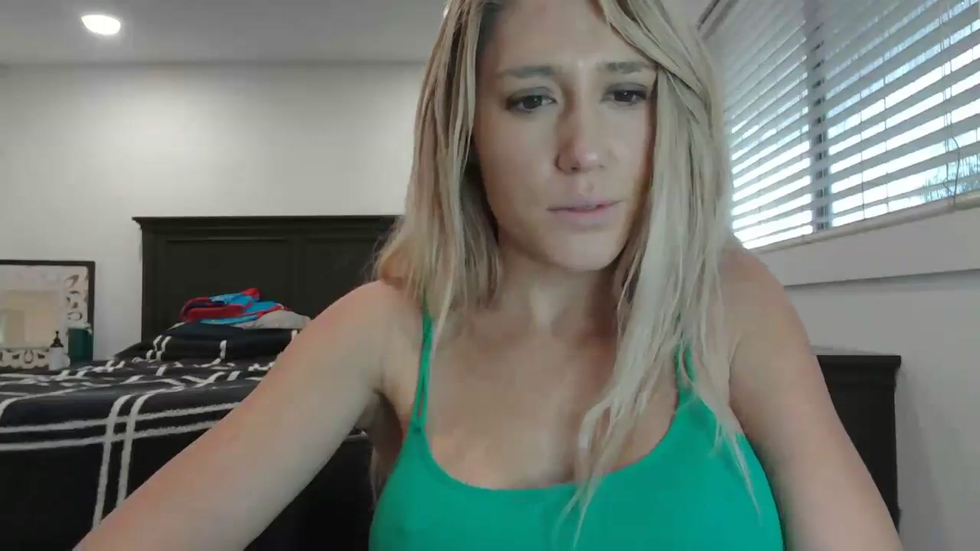 Gallery image thumbnail from blondmilf92's myfreecams stream on, 02/07/2024, 22:14 image 6 of 20