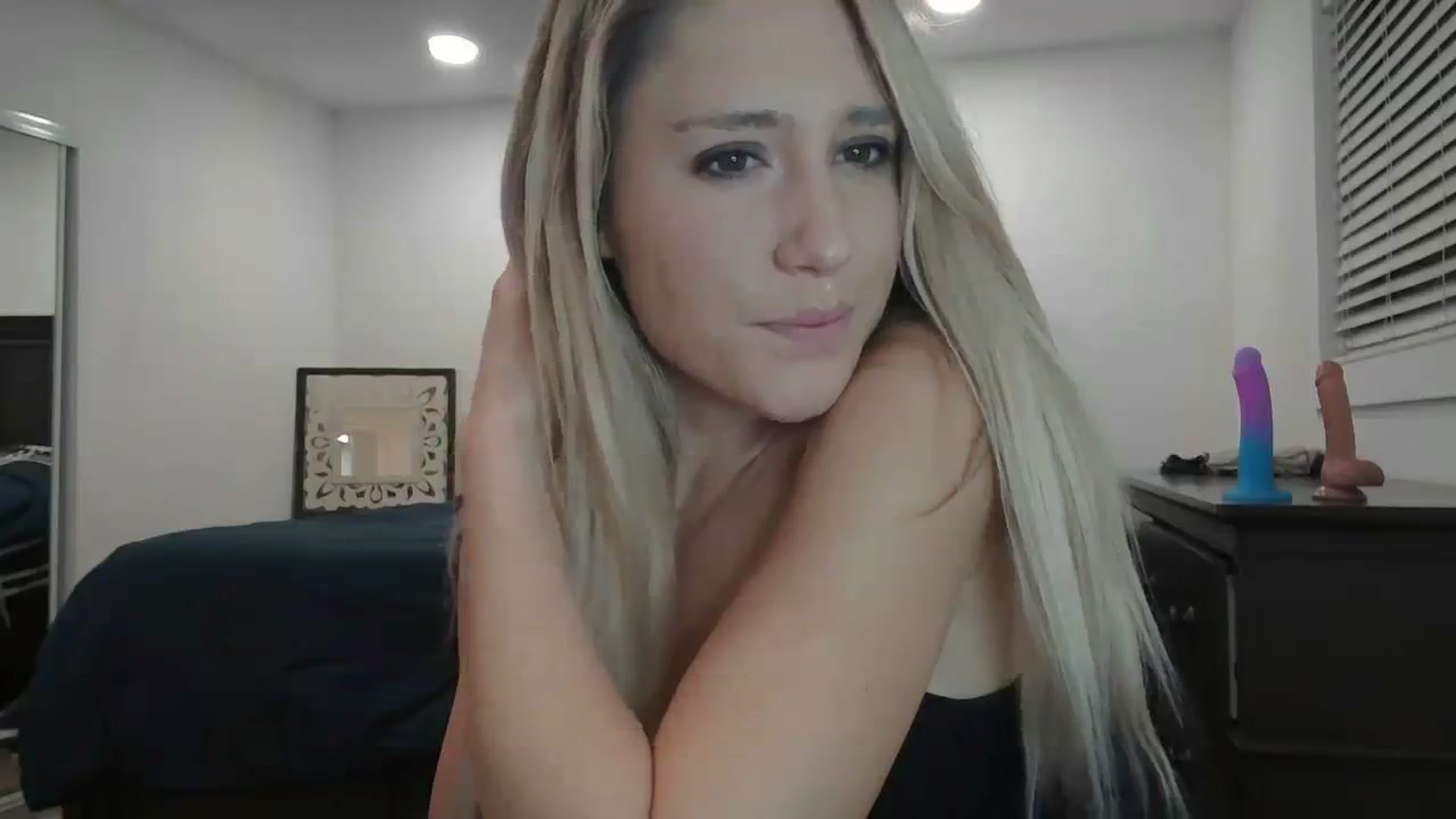 Gallery image thumbnail from blondmilf92's myfreecams stream on, 02/13/2024, 06:22 image 2 of 20