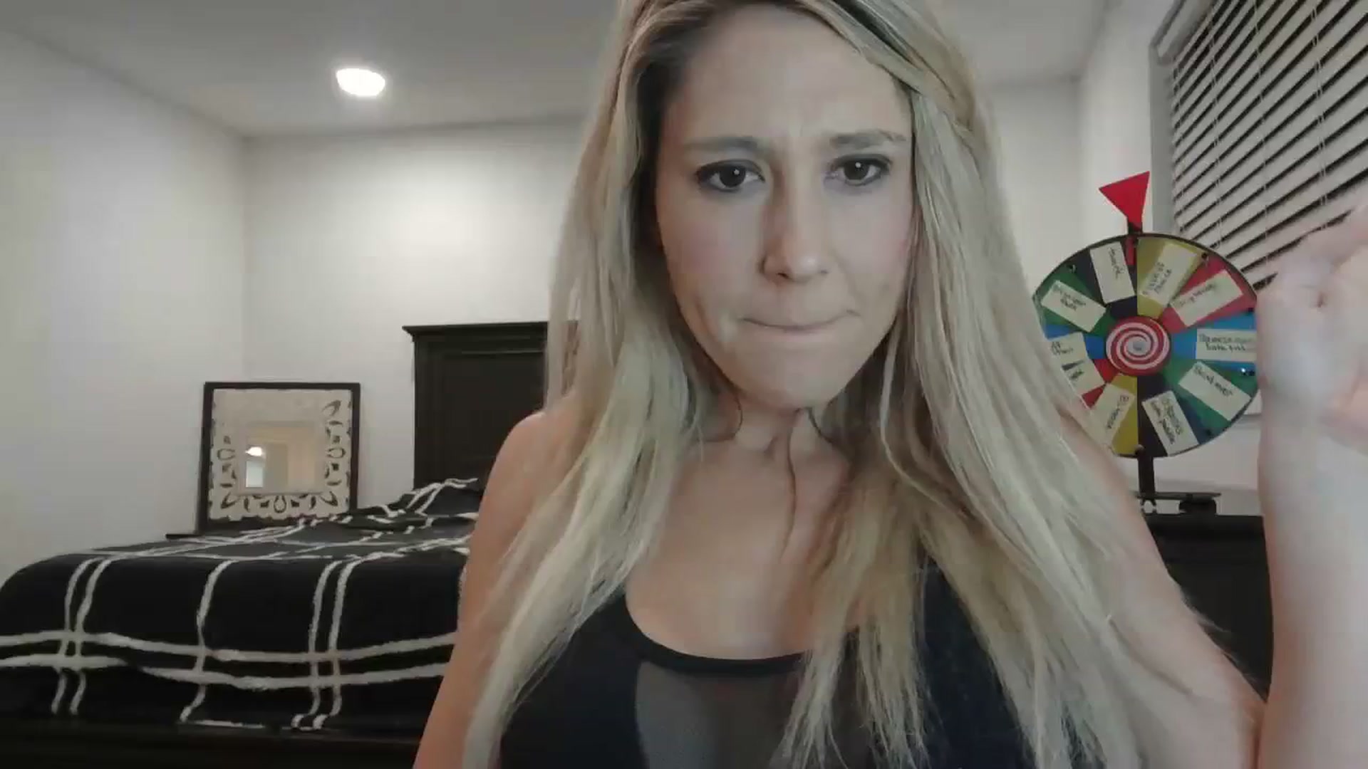 Gallery image thumbnail from blondmilf92's myfreecams stream on, 02/17/2024, 07:41 image 1 of 20