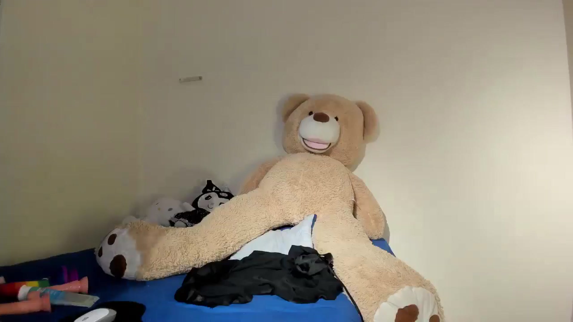 Gallery image thumbnail from bloodymary_'s myfreecams stream on, 05/03/2026, 05:47 image 15 of 20