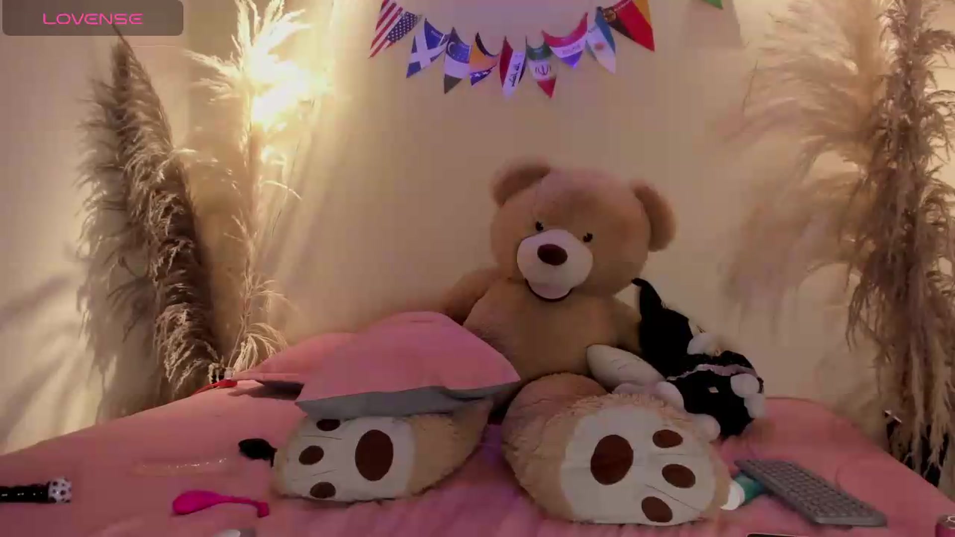Gallery image thumbnail from bloodymary_'s myfreecams stream on, 06/19/2026, 09:11 image 4 of 20