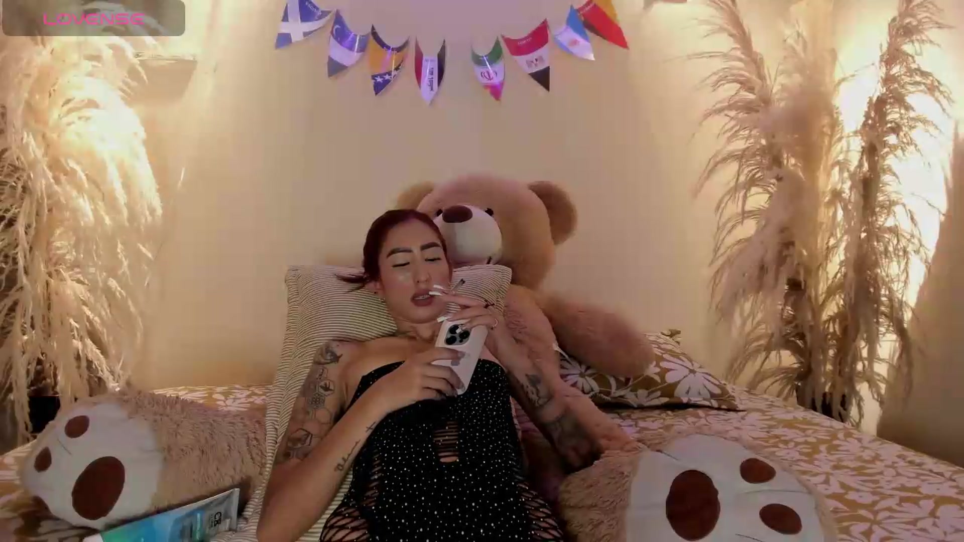 Gallery image thumbnail from bloodymary_'s myfreecams stream on, 07/01/2026, 06:23 image 13 of 20
