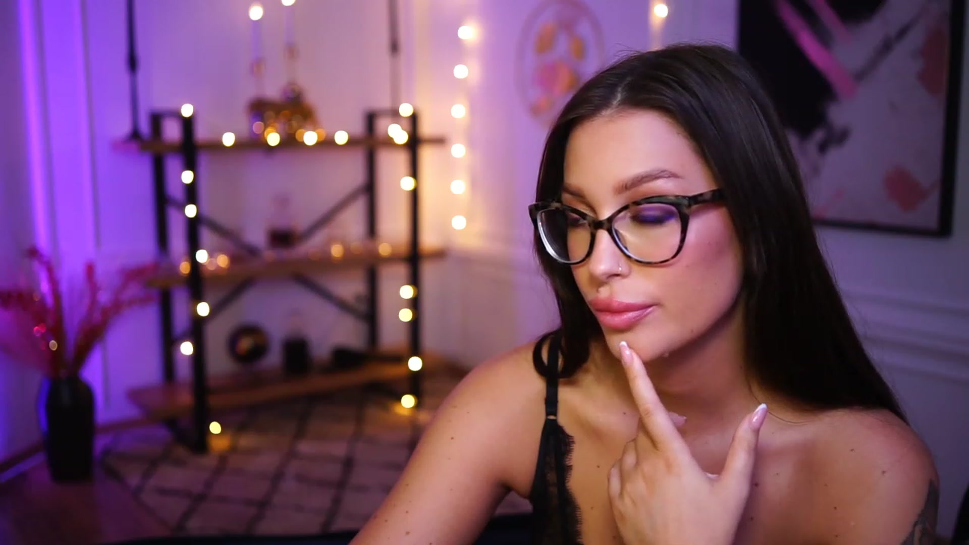 Gallery image thumbnail from blueexstacey's myfreecams stream on, 11/23/2022, 04:24 image 15 of 20