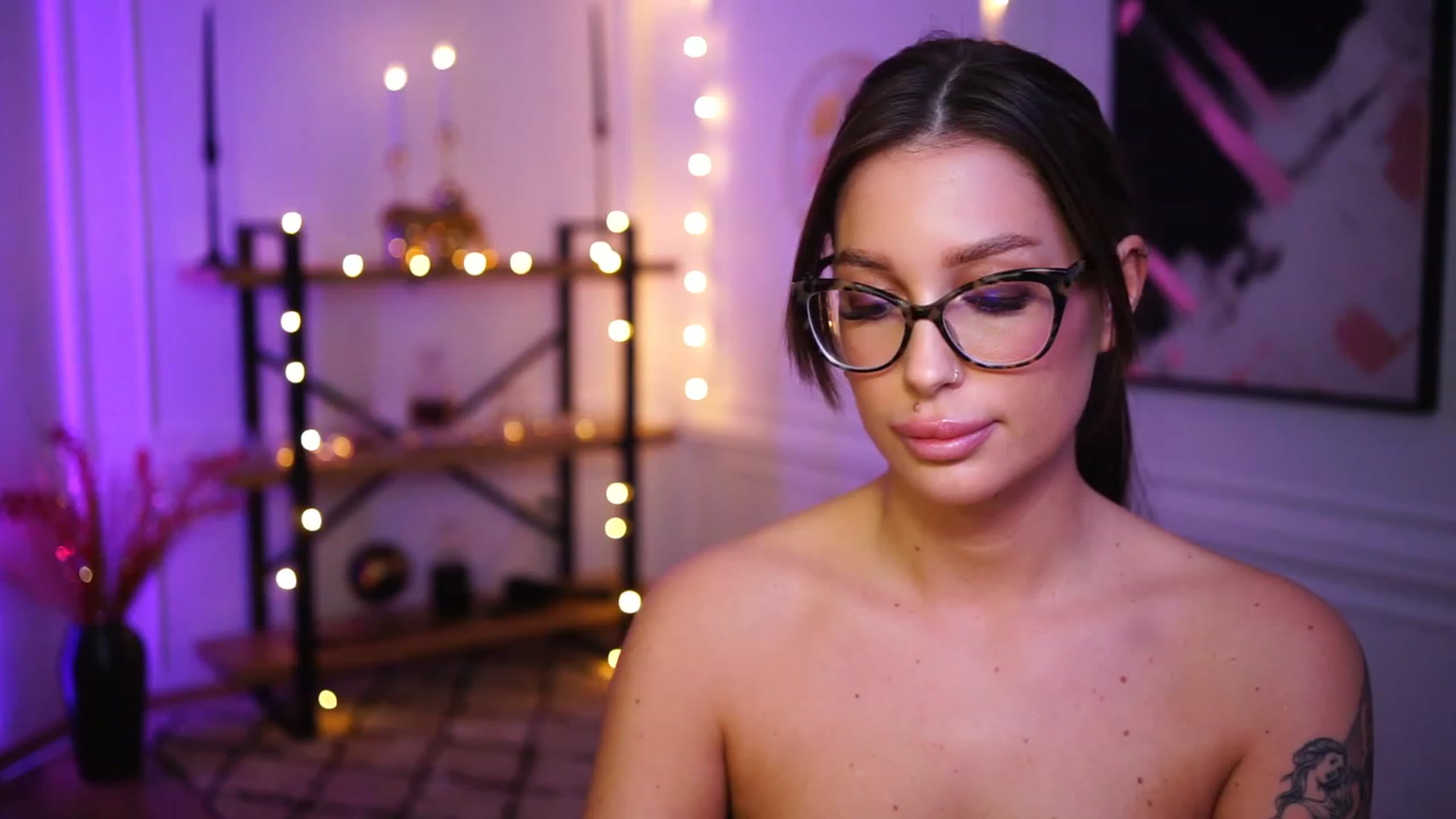 Gallery image thumbnail from blueexstacey's myfreecams stream on, 11/23/2022, 05:34 image 7 of 20
