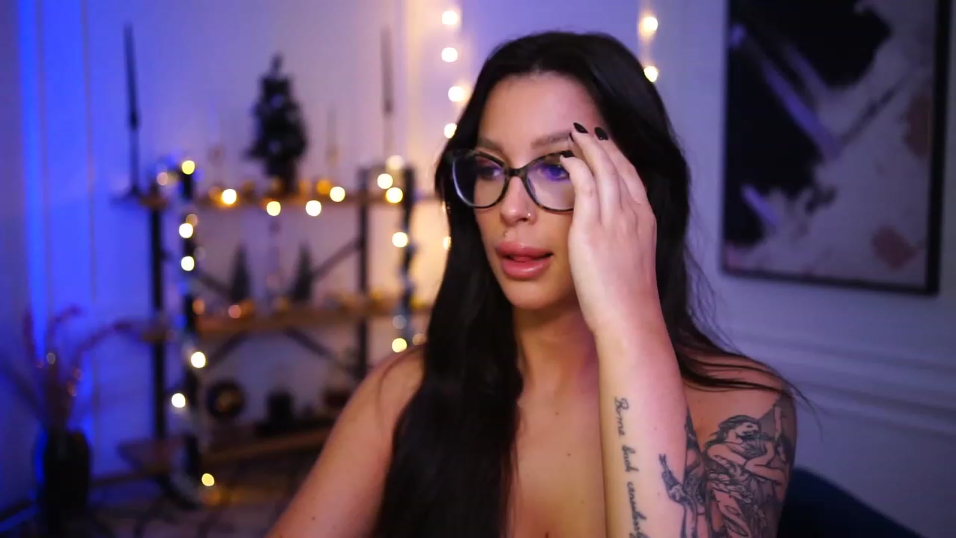 Gallery image thumbnail from blueexstacey's myfreecams stream on, 12/09/2022, 03:01 image 14 of 20