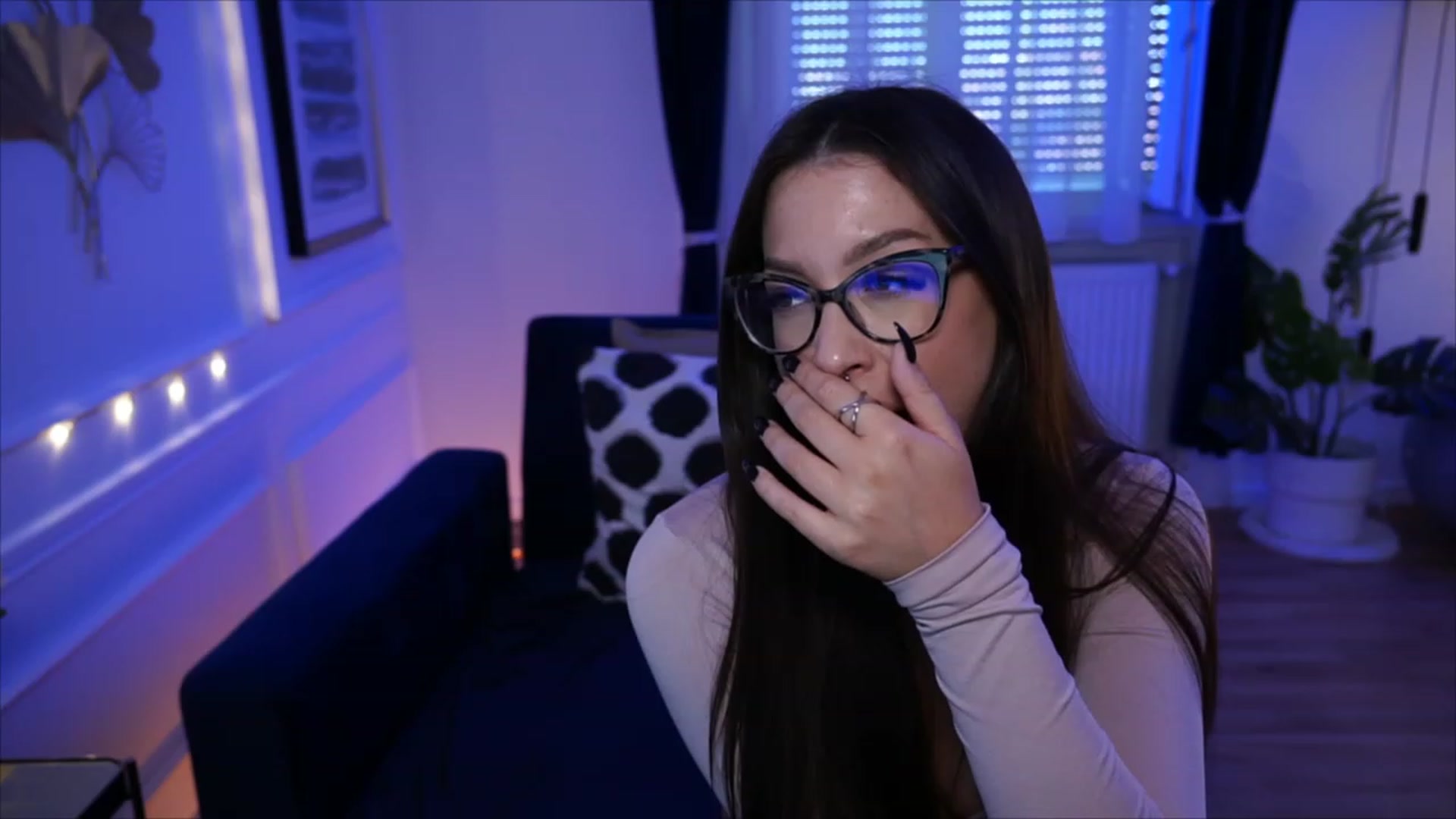 Gallery image thumbnail from blueexstacey's myfreecams stream on, 05/20/2023, 08:25 image 9 of 20