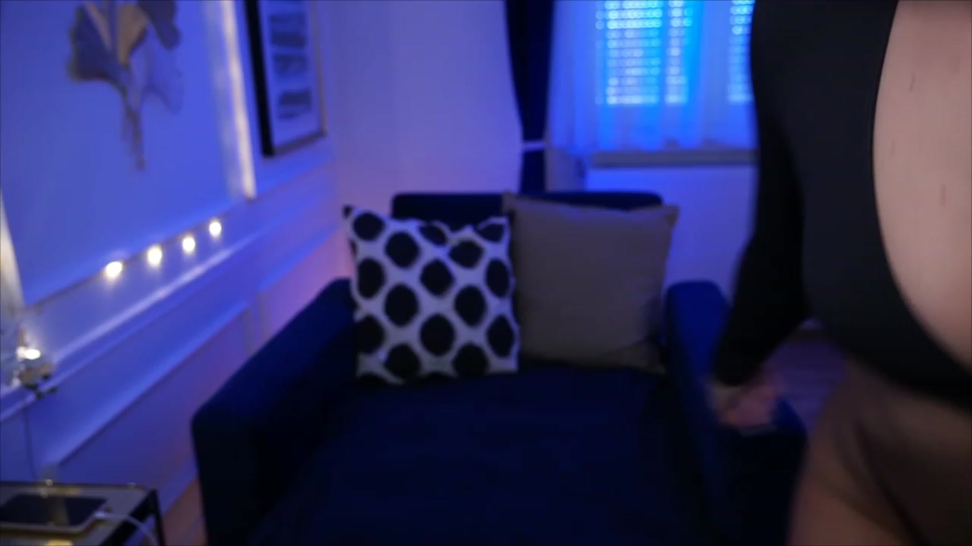 Gallery image thumbnail from blueexstacey's myfreecams stream on, 05/23/2023, 10:29 image 8 of 20