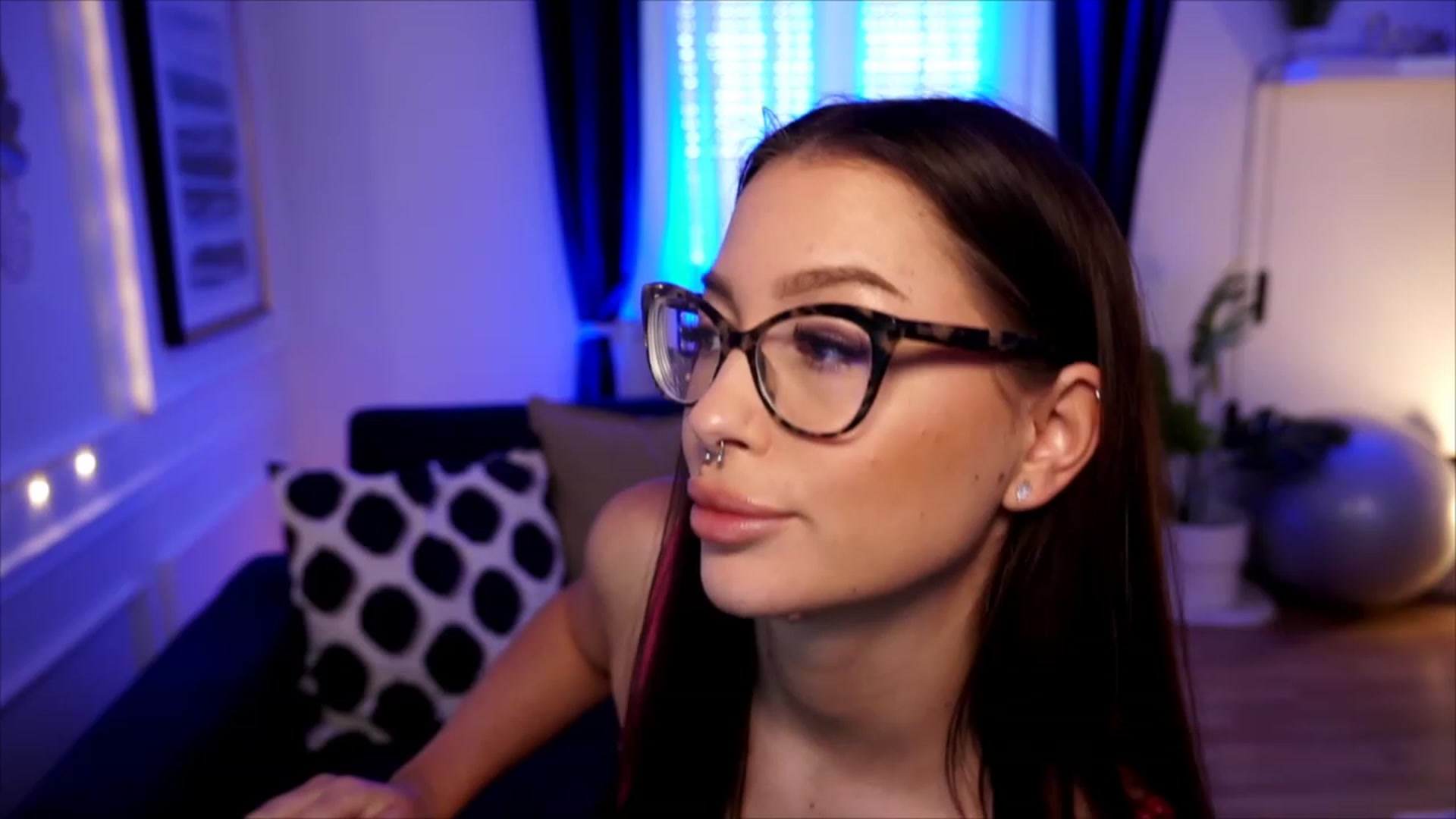 Gallery image thumbnail from blueexstacey's myfreecams stream on, 06/12/2023, 13:51 image 12 of 20