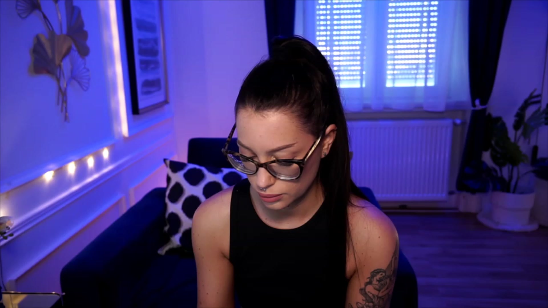 Gallery image thumbnail from blueexstacey's myfreecams stream on, 06/24/2023, 05:20 image 20 of 20