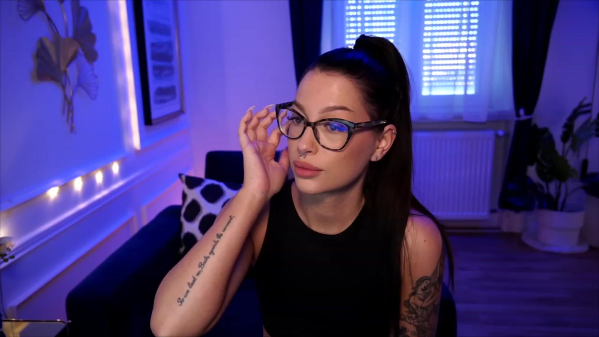 Gallery image thumbnail from blueexstacey's myfreecams stream on, 06/24/2023, 05:20 image 19 of 20