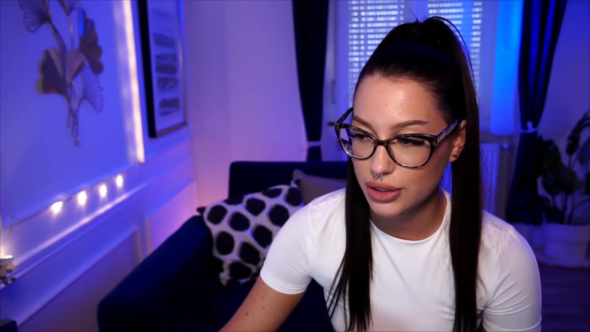 Gallery image thumbnail from blueexstacey's myfreecams stream on, 06/27/2023, 13:40 image 9 of 20