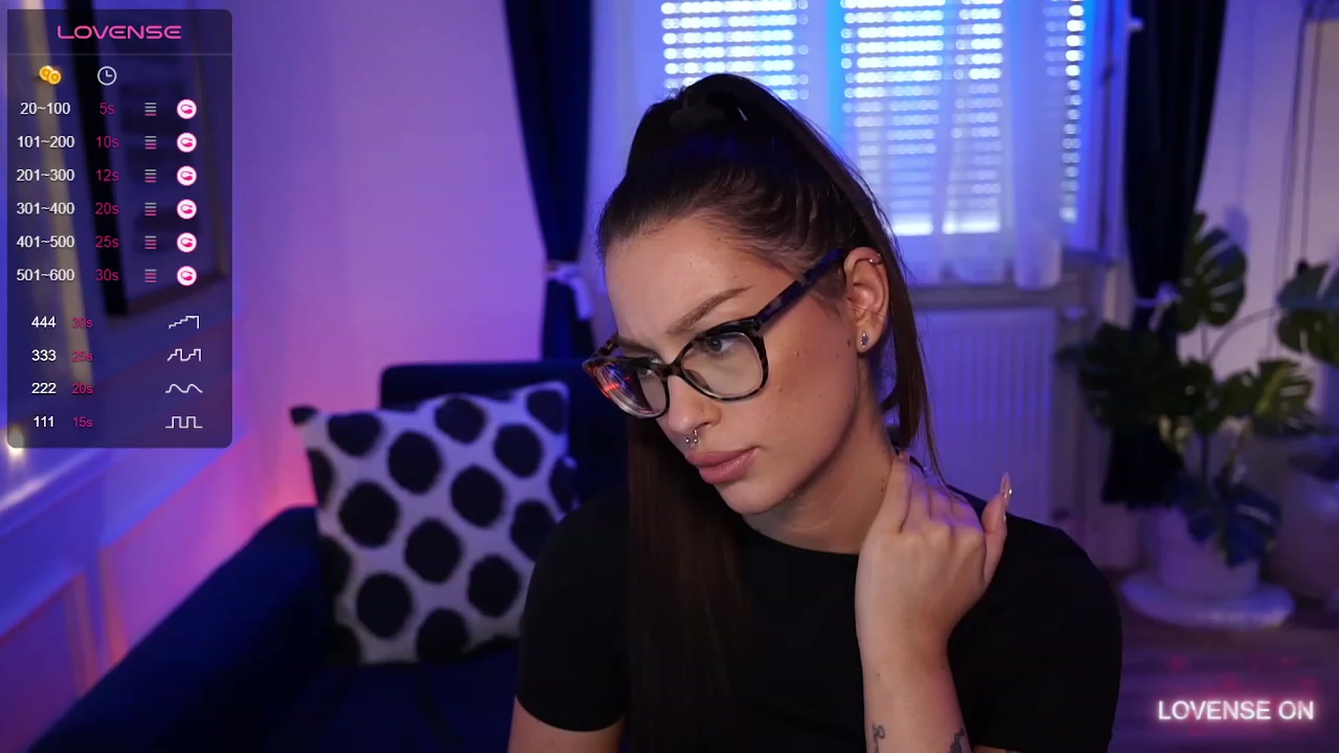 Gallery image thumbnail from blueexstacey's myfreecams stream on, 08/30/2023, 13:24 image 12 of 20