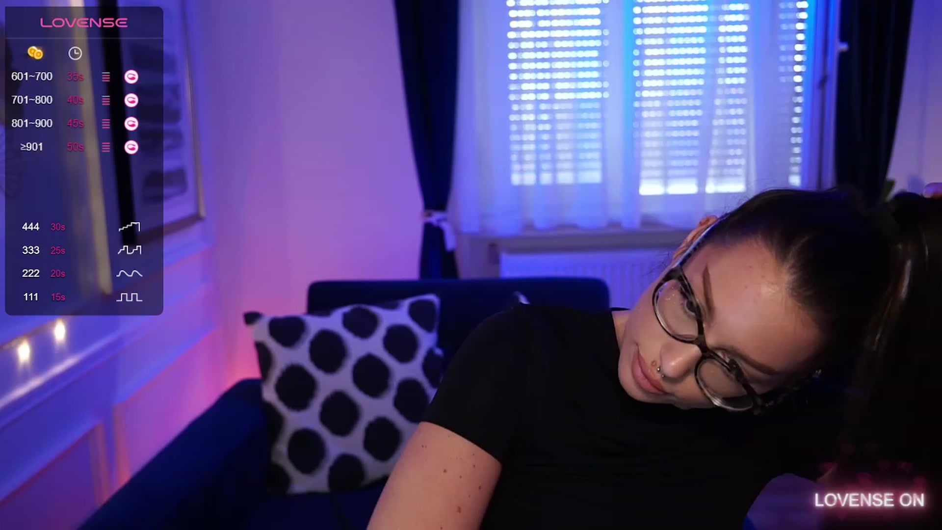 Gallery image thumbnail from blueexstacey's myfreecams stream on, 08/30/2023, 13:24 image 16 of 20