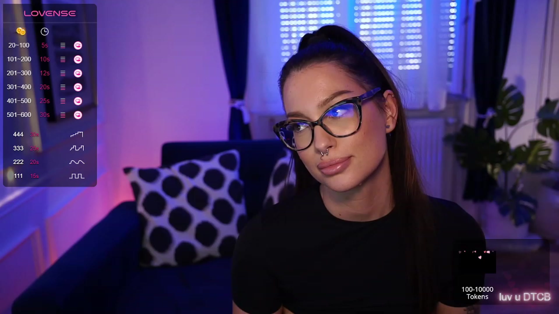Gallery image thumbnail from blueexstacey's myfreecams stream on, 08/30/2023, 15:03 image 8 of 20