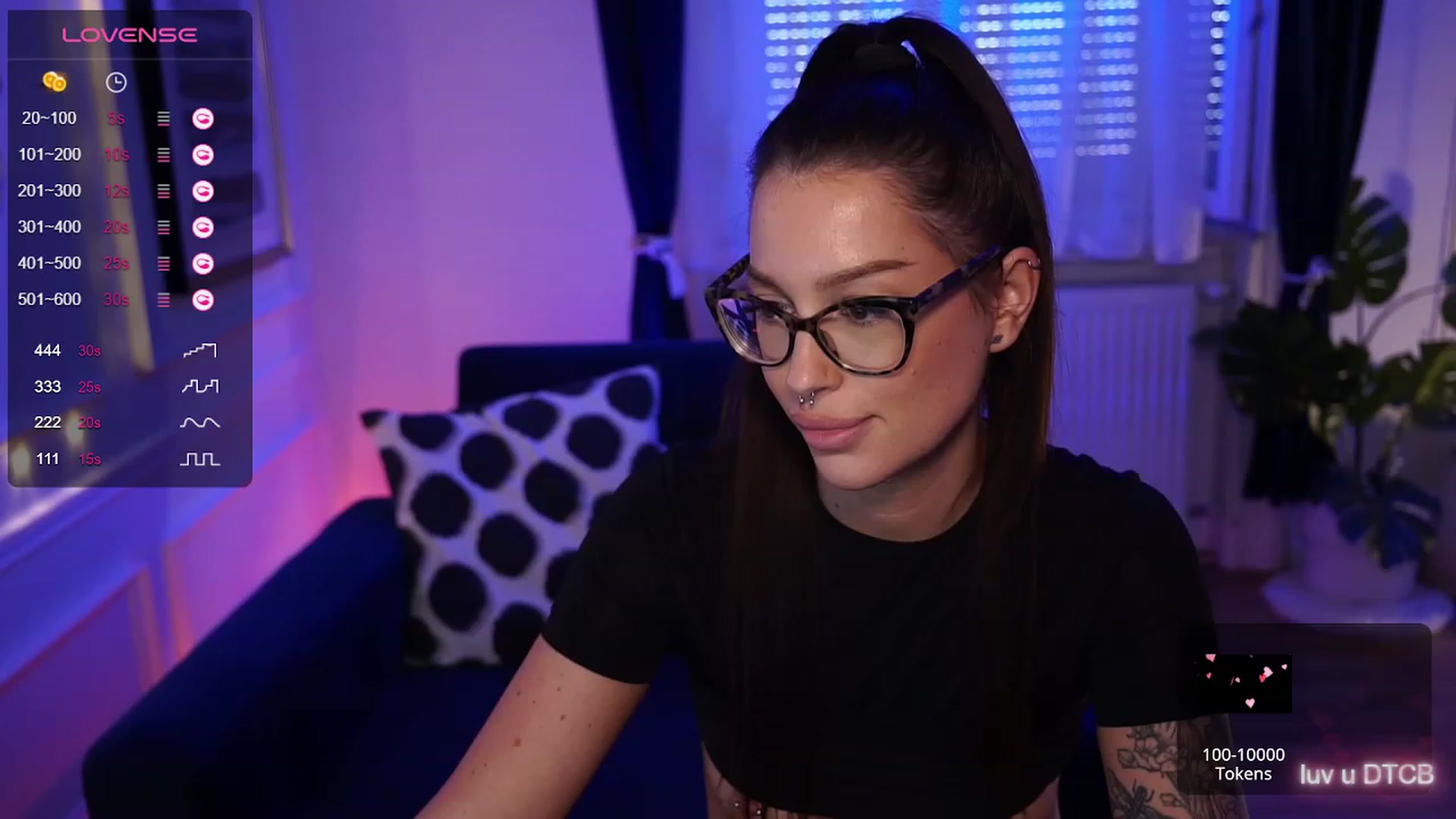 Gallery image thumbnail from blueexstacey's myfreecams stream on, 08/30/2023, 15:03 image 19 of 20