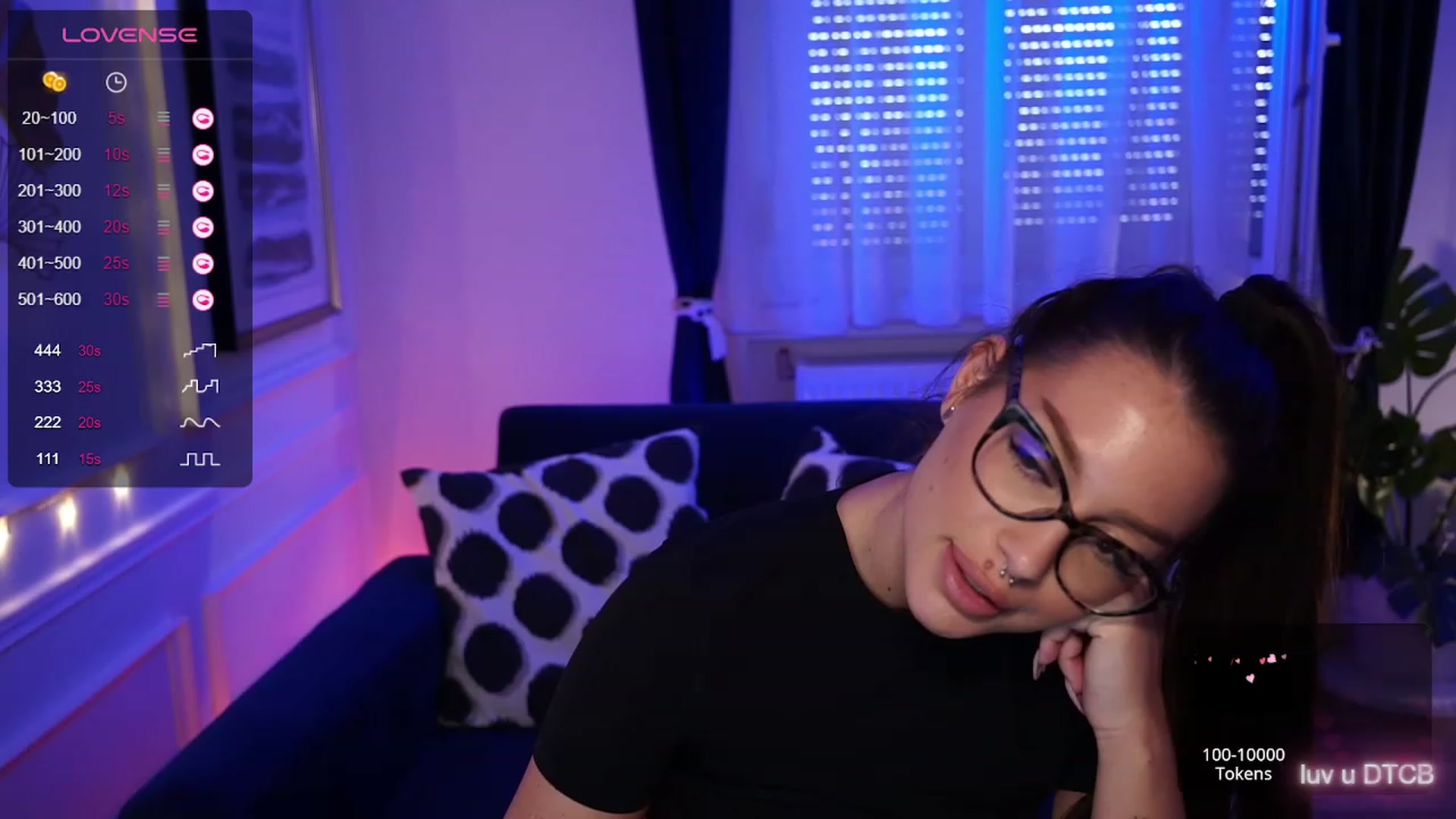 Gallery image thumbnail from blueexstacey's myfreecams stream on, 08/30/2023, 15:03 image 17 of 20