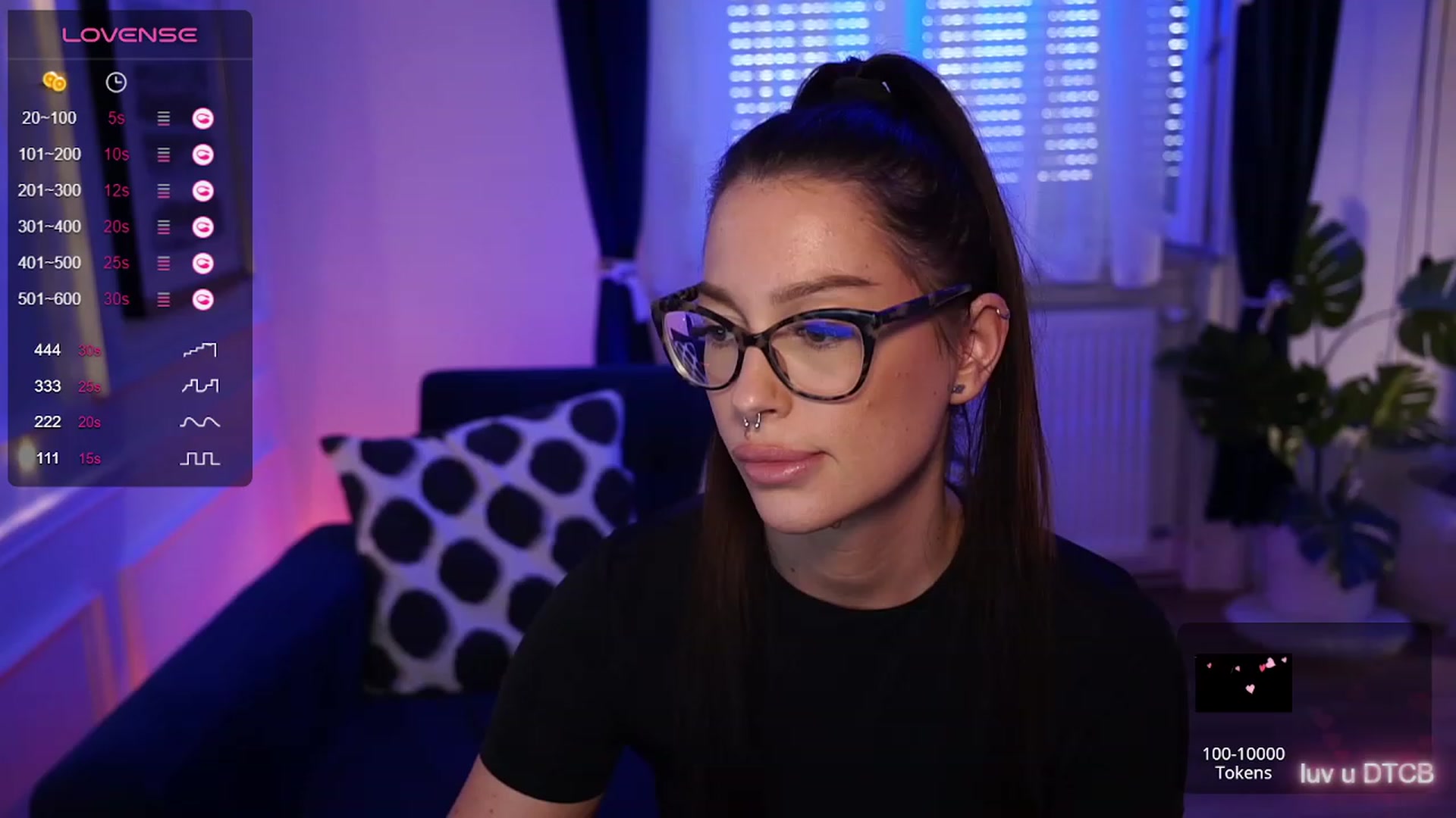 Gallery image thumbnail from blueexstacey's myfreecams stream on, 08/30/2023, 15:03 image 10 of 20