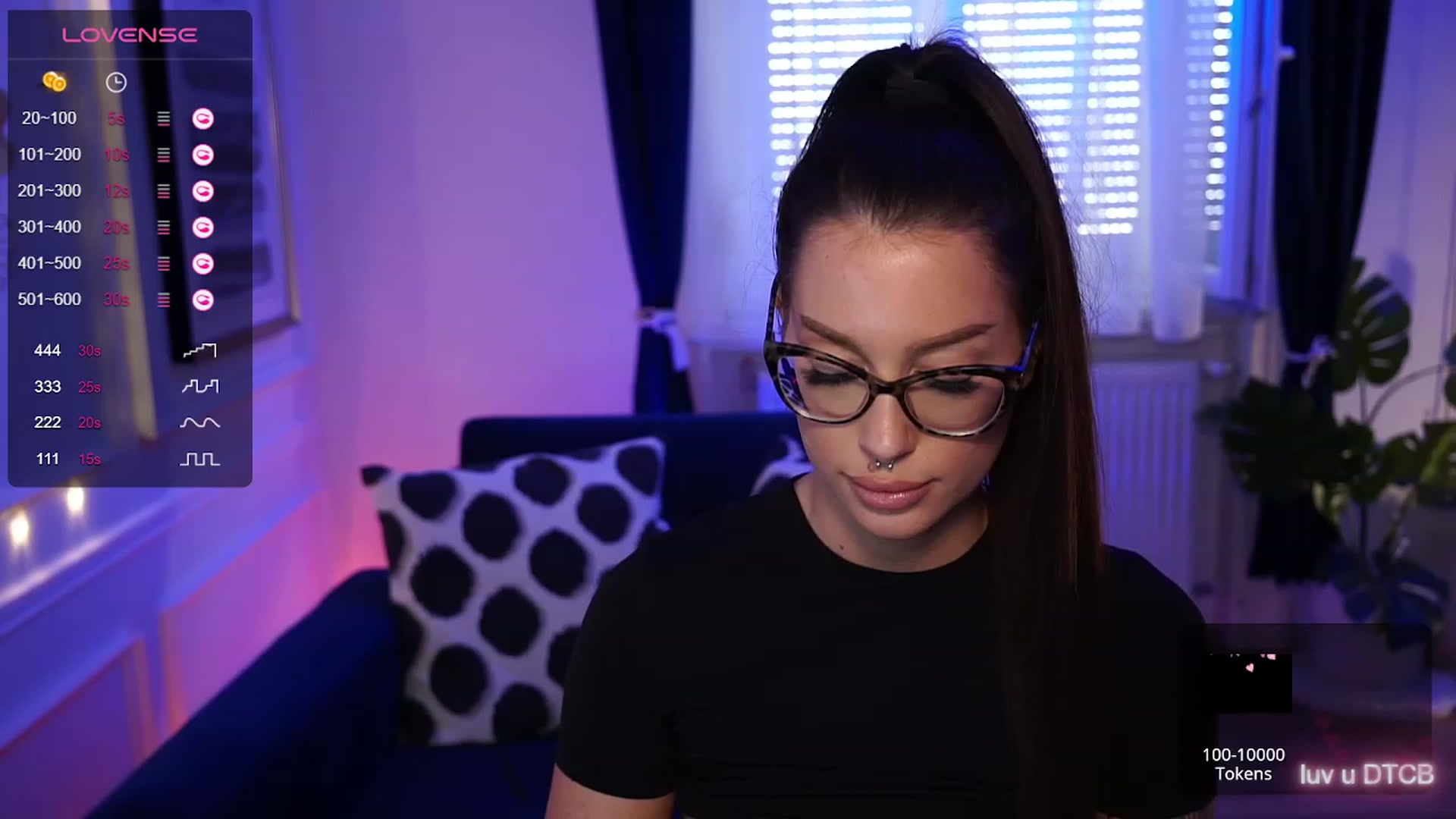 Gallery image thumbnail from blueexstacey's myfreecams stream on, 08/30/2023, 15:03 image 1 of 20