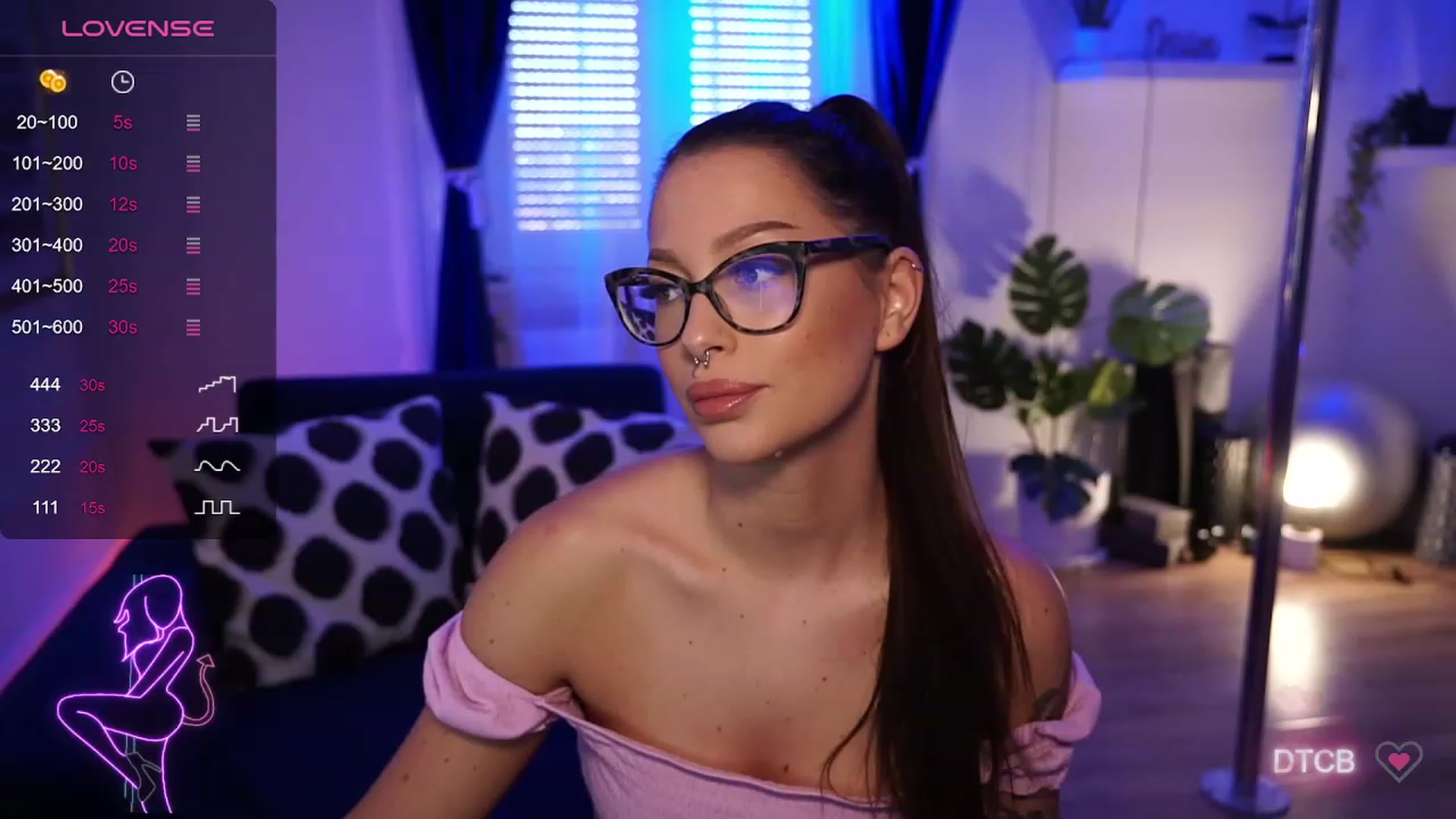 Gallery image thumbnail from blueexstacey's myfreecams stream on, 09/11/2023, 11:11 image 7 of 20