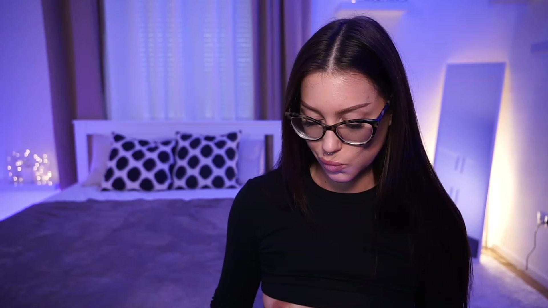 Gallery image thumbnail from blueexstacey's myfreecams stream on, 09/23/2023, 14:37 image 19 of 20