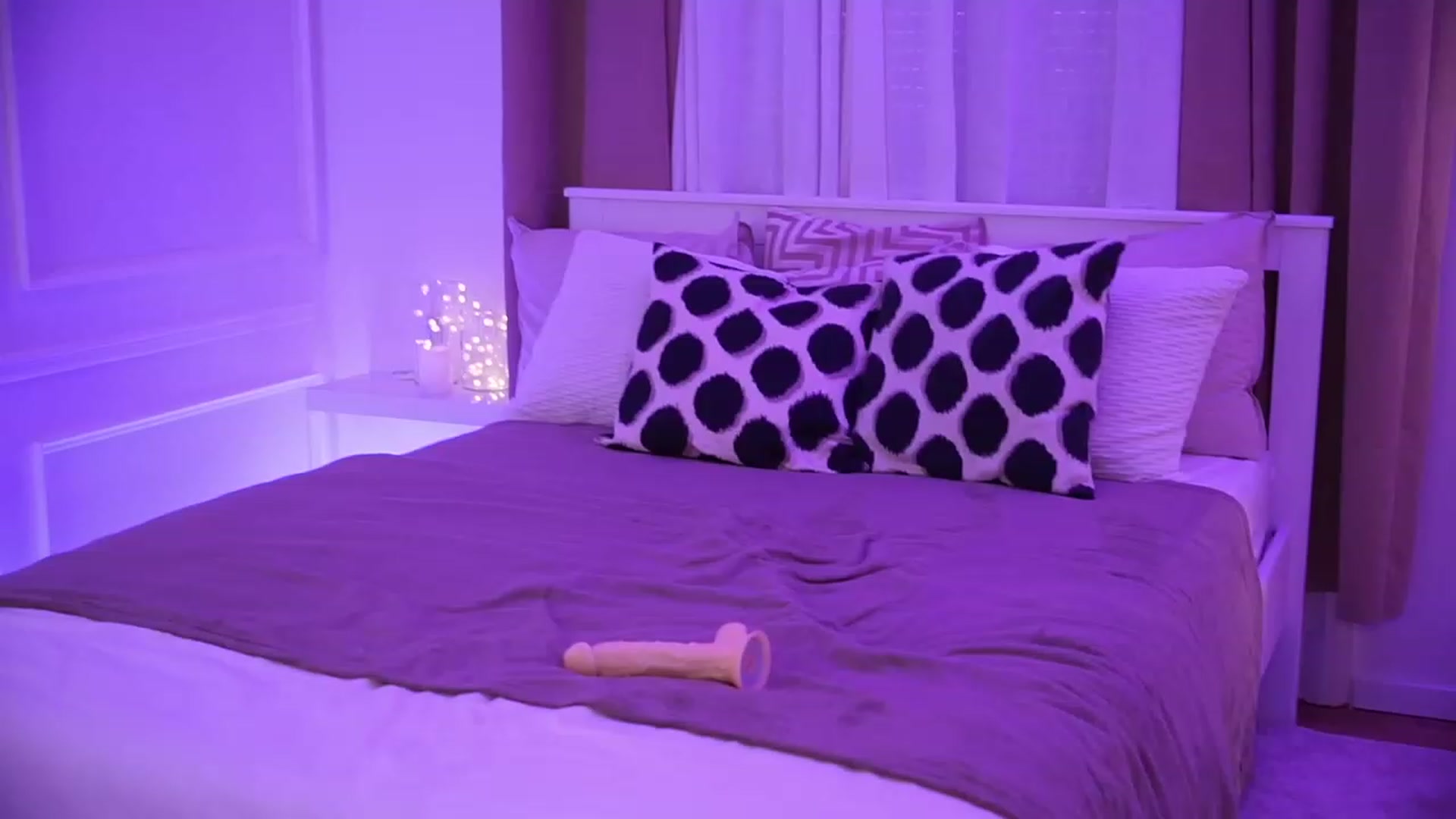 Gallery image thumbnail from blueexstacey's myfreecams stream on, 10/15/2023, 15:31 image 12 of 20
