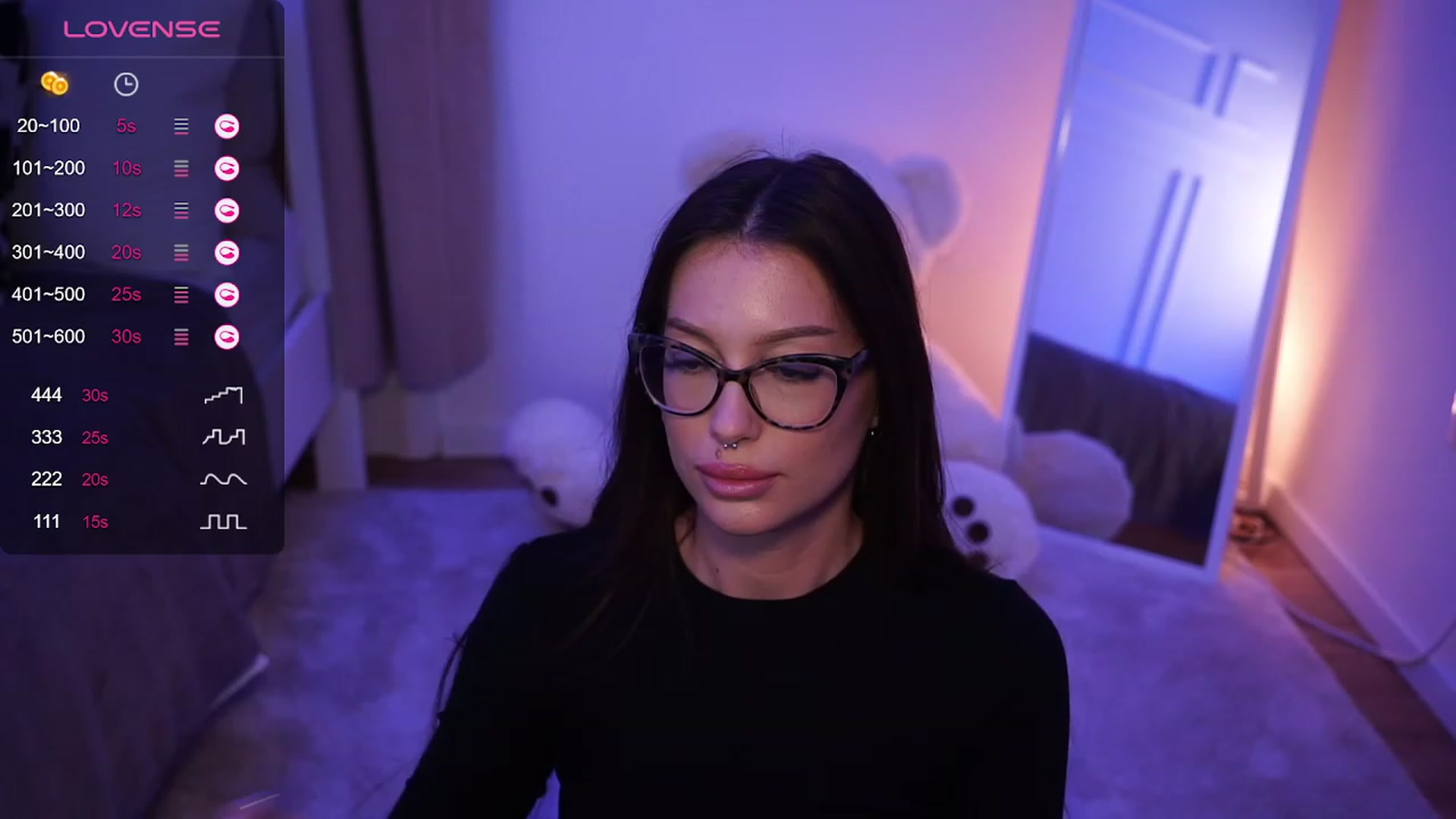 Gallery image thumbnail from blueexstacey's myfreecams stream on, 10/30/2023, 17:13 image 20 of 20