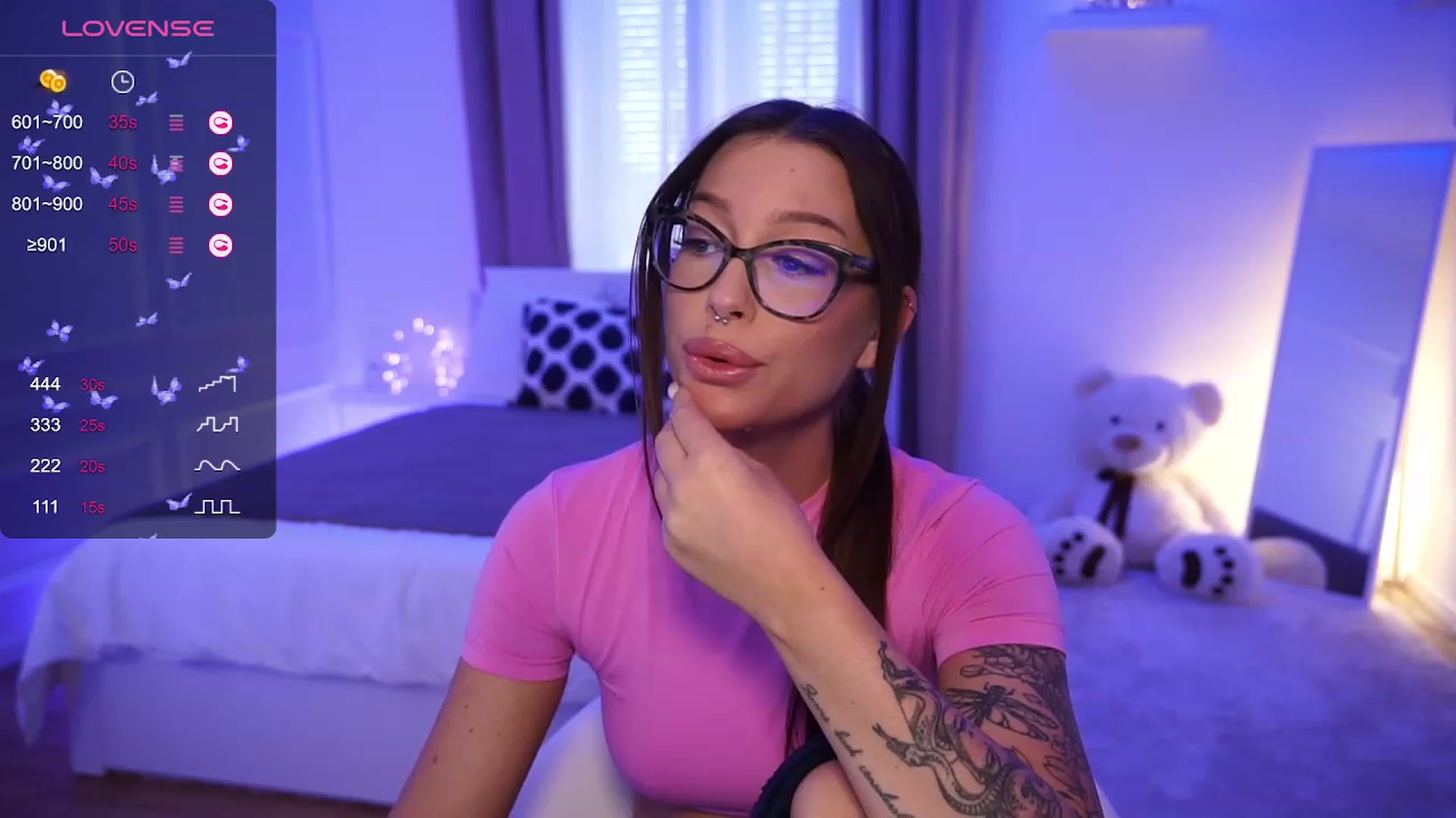 Gallery image thumbnail from blueexstacey's myfreecams stream on, 11/08/2023, 14:11 image 1 of 20