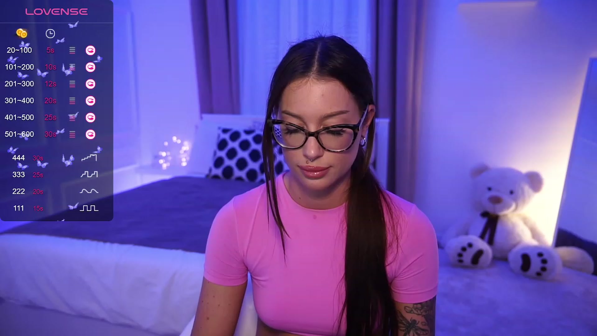 Gallery image thumbnail from blueexstacey's myfreecams stream on, 11/08/2023, 15:25 image 16 of 20