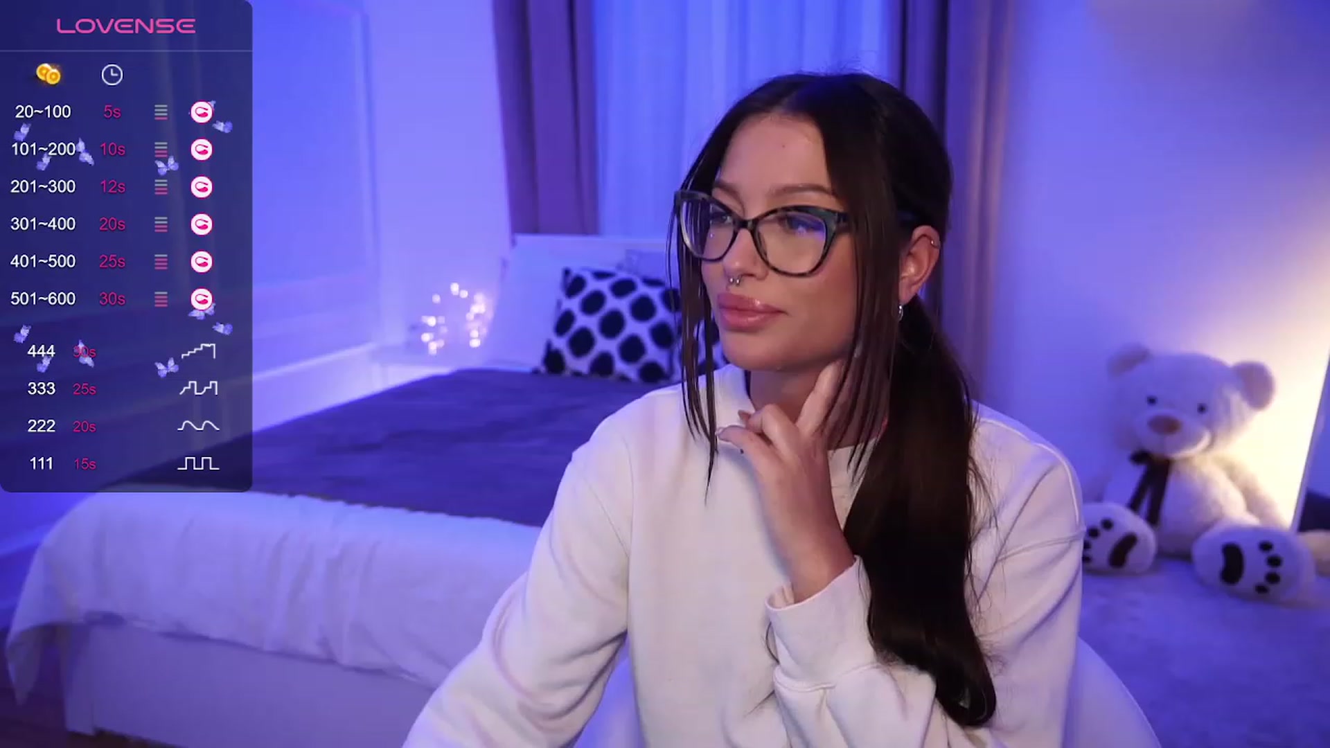 Gallery image thumbnail from blueexstacey's myfreecams stream on, 11/08/2023, 16:25 image 7 of 20