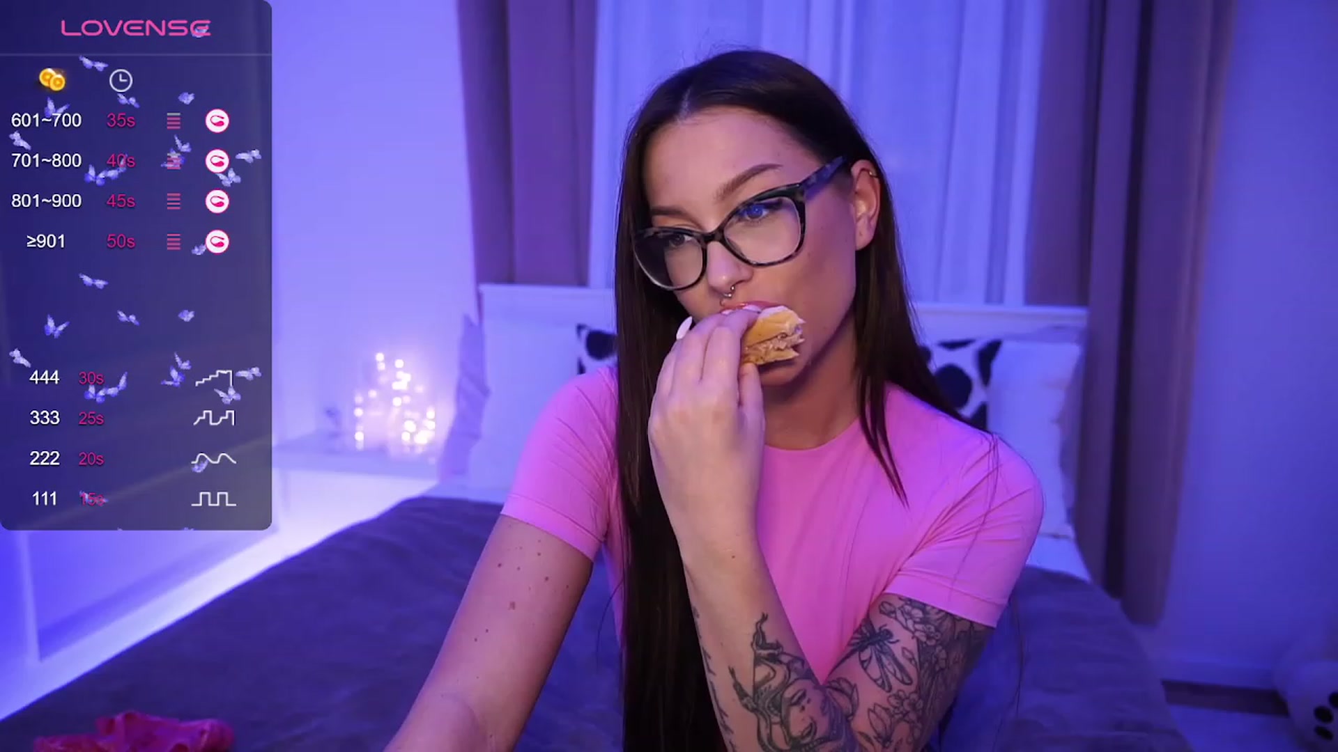 Gallery image thumbnail from blueexstacey's myfreecams stream on, 11/16/2023, 02:55 image 1 of 20