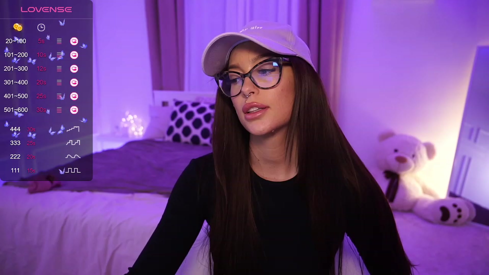 Gallery image thumbnail from blueexstacey's myfreecams stream on, 11/20/2023, 23:55 image 17 of 20