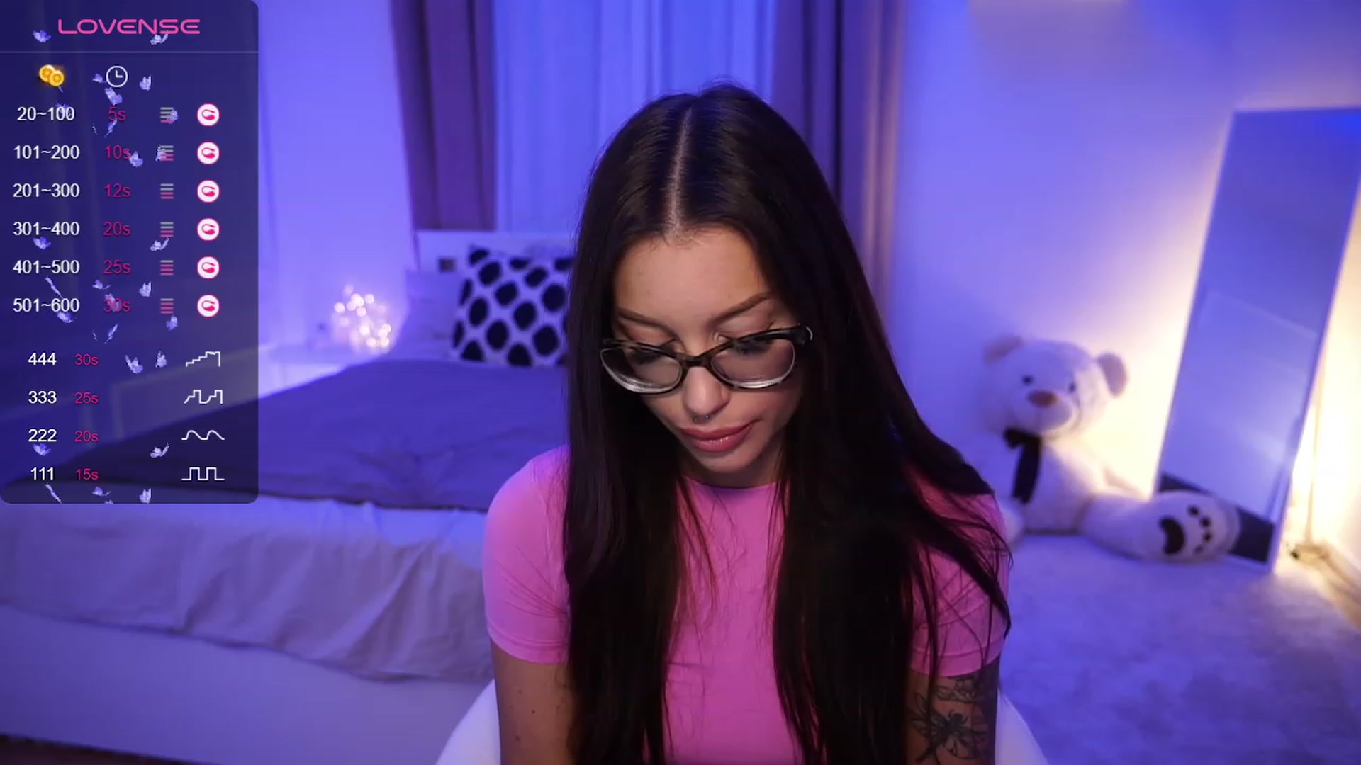 Gallery image thumbnail from blueexstacey's myfreecams stream on, 11/22/2023, 02:36 image 5 of 20