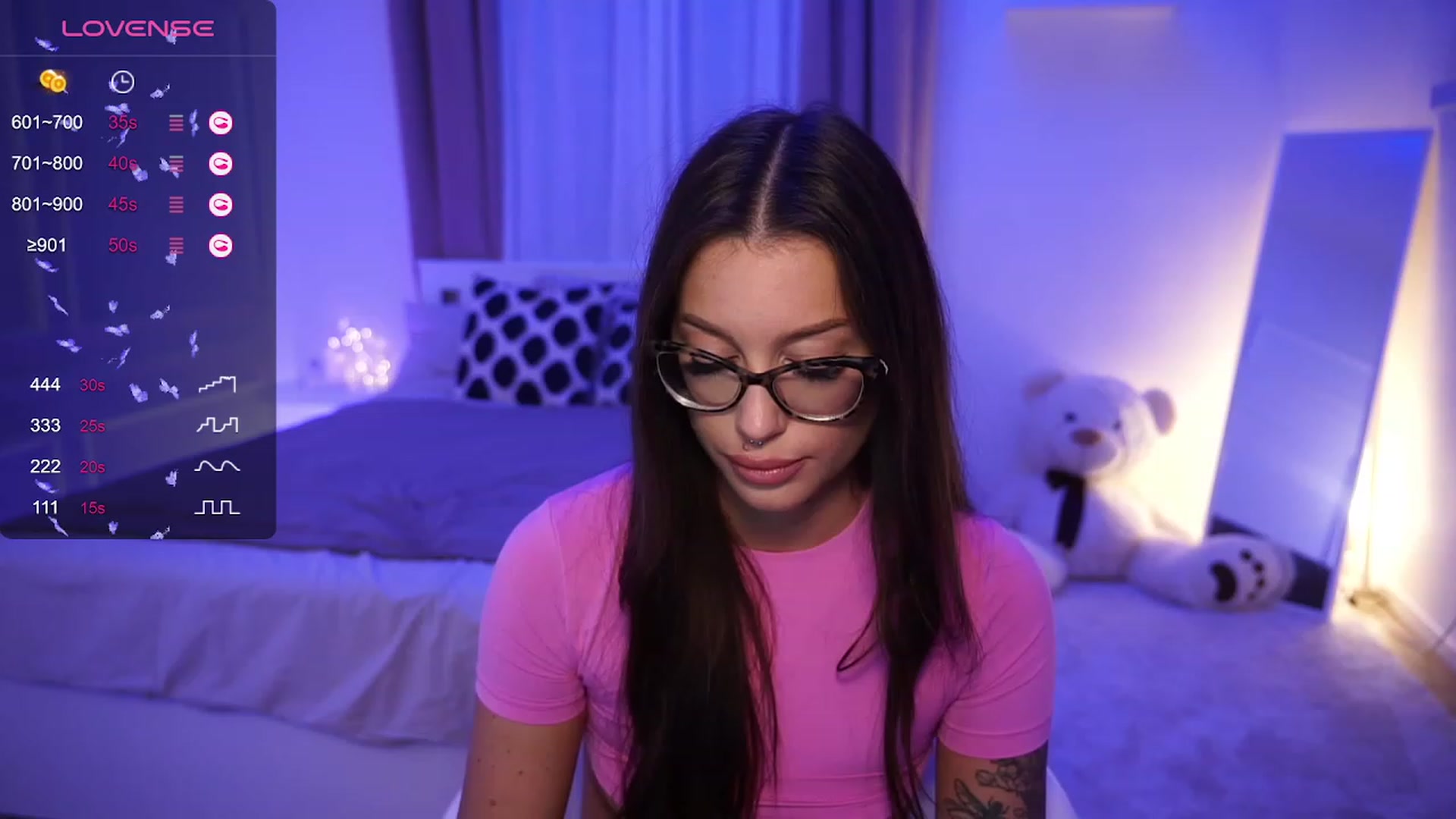 Gallery image thumbnail from blueexstacey's myfreecams stream on, 11/22/2023, 02:36 image 13 of 20