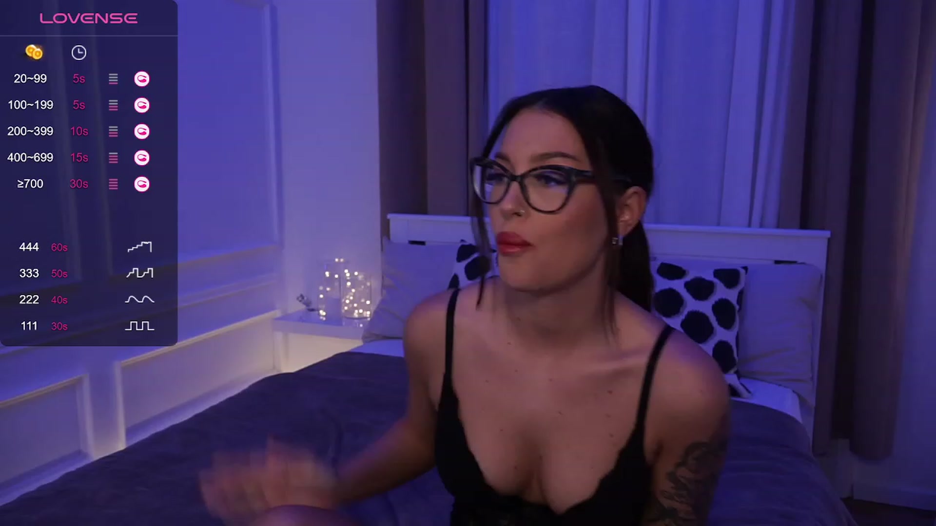 Gallery image thumbnail from blueexstacey's myfreecams stream on, 12/23/2023, 19:05 image 6 of 20
