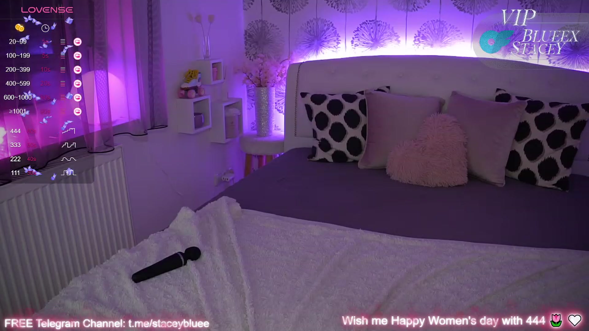 Gallery image thumbnail from blueexstacey's myfreecams stream on, 03/08/2024, 18:34 image 19 of 20