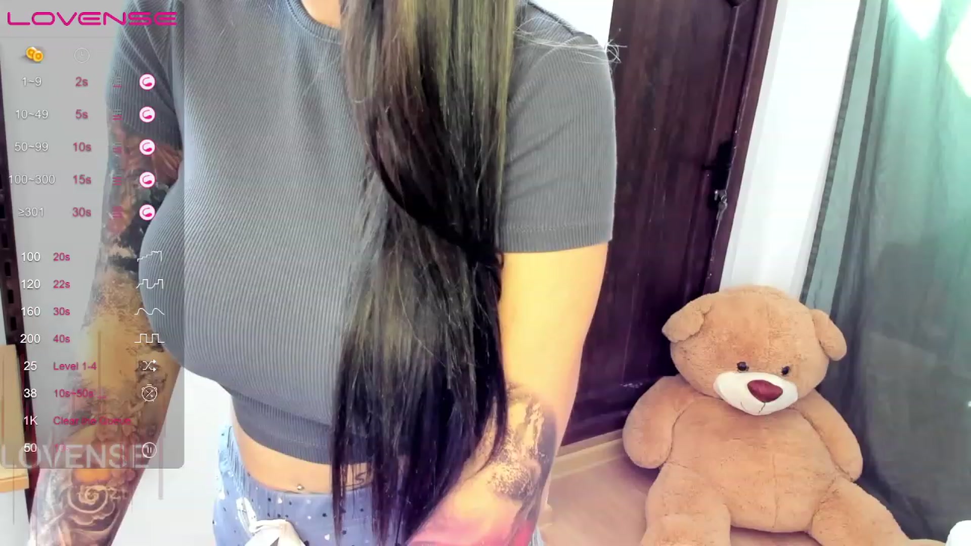 Gallery image thumbnail from boabab123's myfreecams stream on, 06/21/2023, 16:00 image 7 of 20