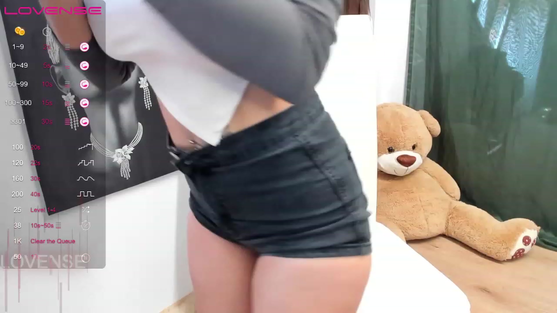 Gallery image thumbnail from boabab123's myfreecams stream on, 06/22/2023, 17:07 image 16 of 20
